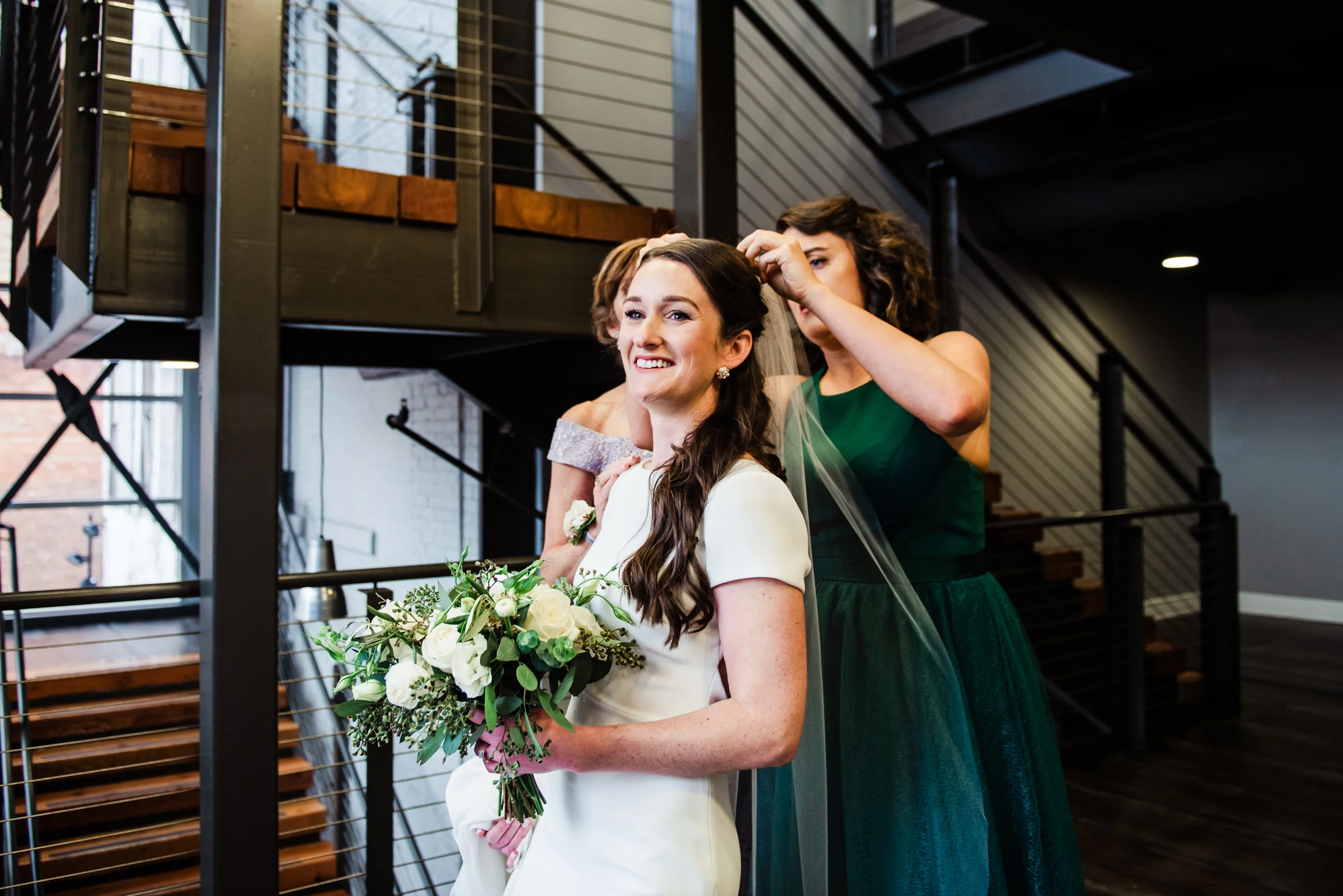 SKY_Armory_Syracuse_Wedding_JILL_STUDIO_Rochester_NY_Photographer_DSC_5782.jpg
