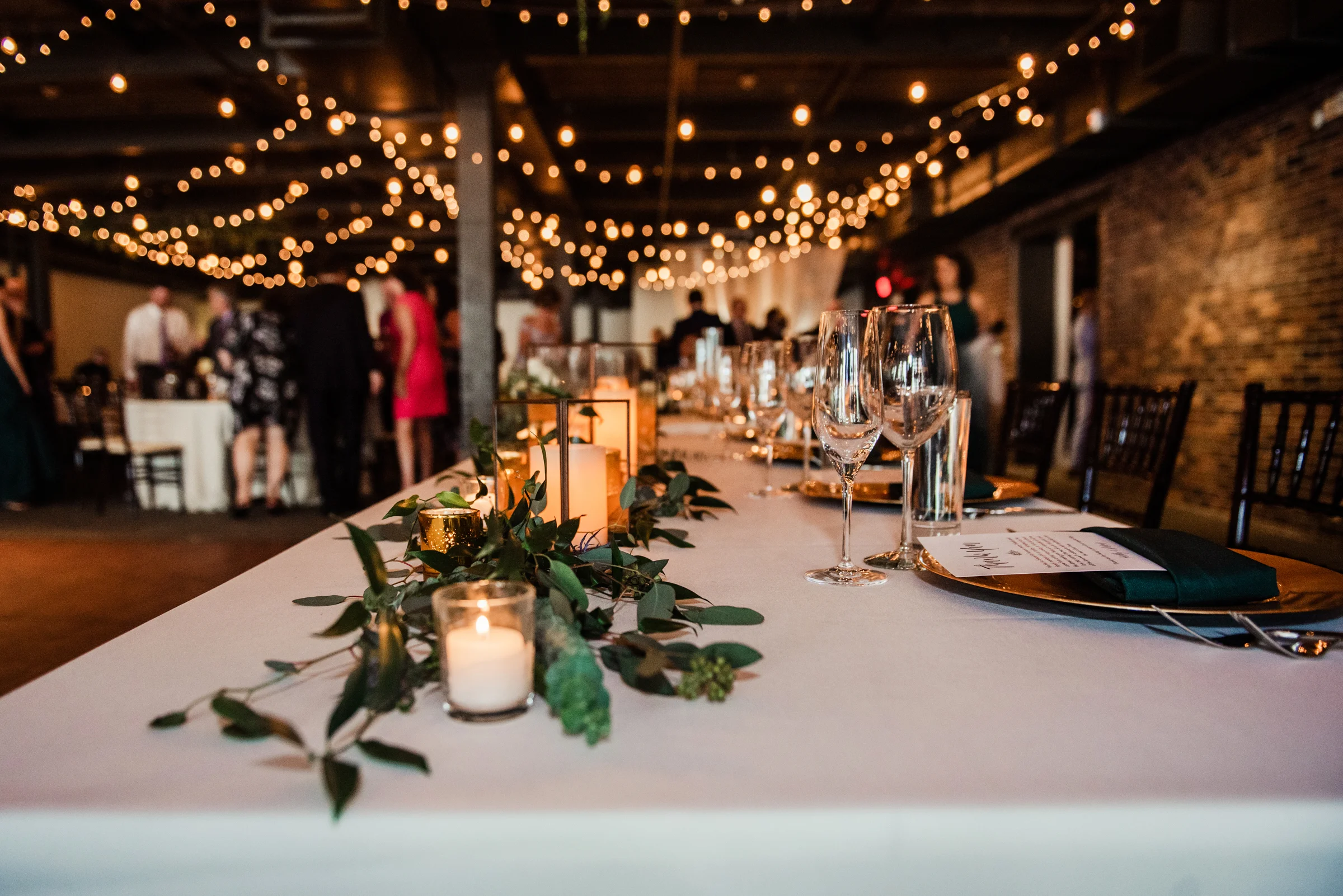 SKY_Armory_Syracuse_Wedding_JILL_STUDIO_Rochester_NY_Photographer_DSC_6022.jpg