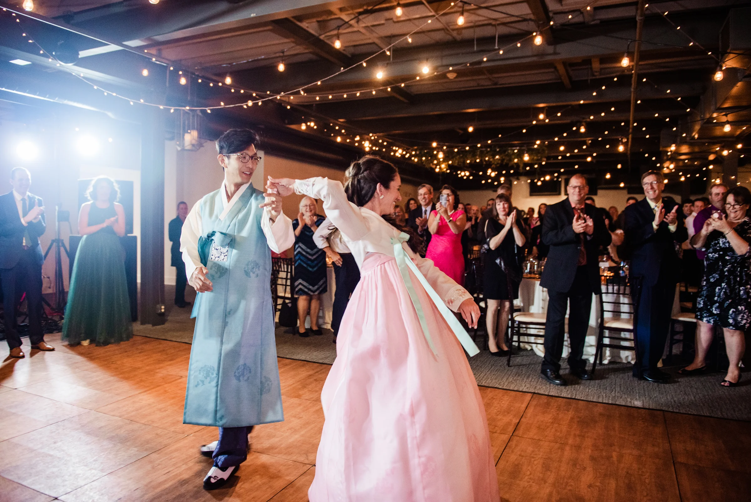 SKY_Armory_Syracuse_Wedding_JILL_STUDIO_Rochester_NY_Photographer_DSC_6124.jpg