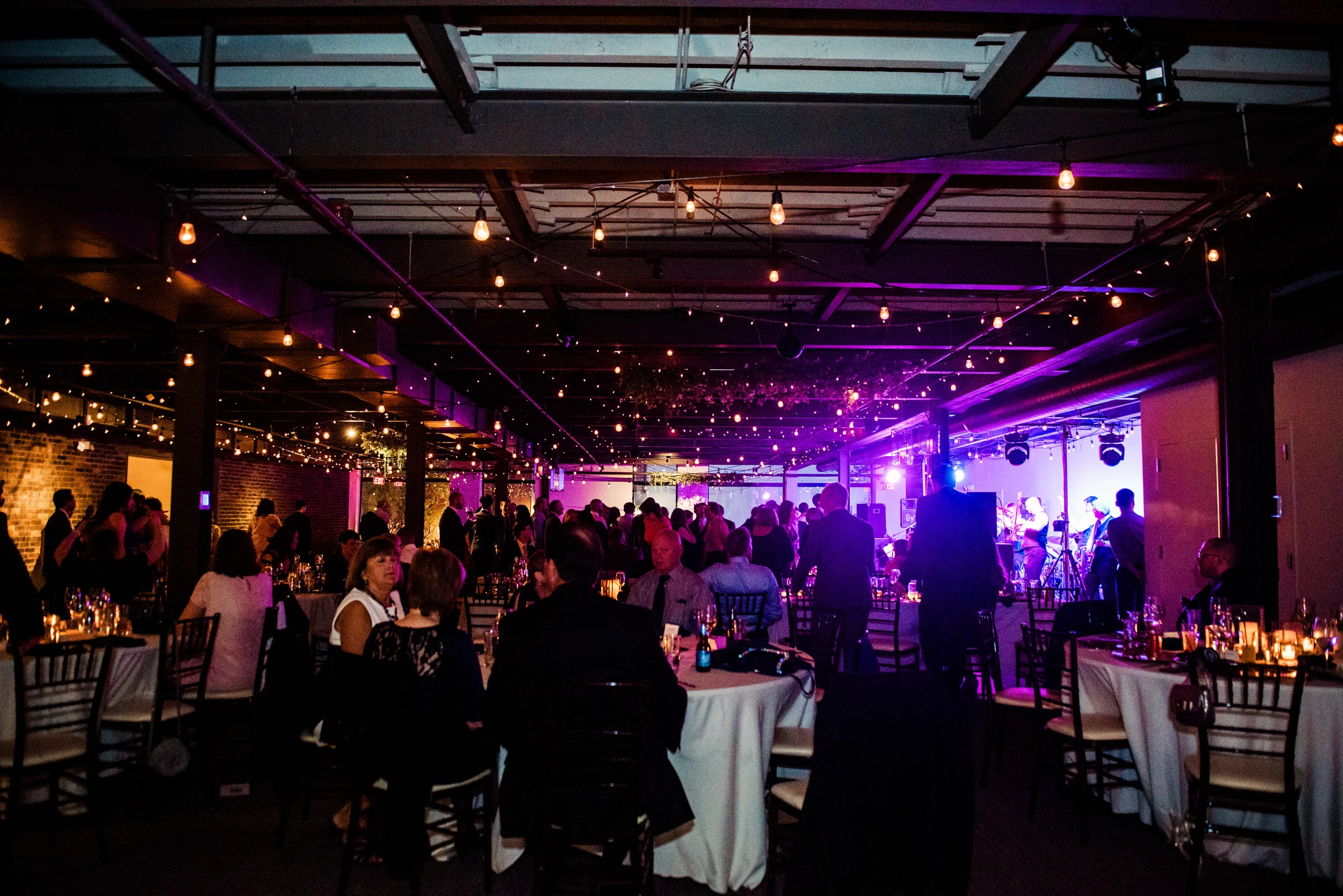 SKY_Armory_Syracuse_Wedding_JILL_STUDIO_Rochester_NY_Photographer_DSC_6376.jpg