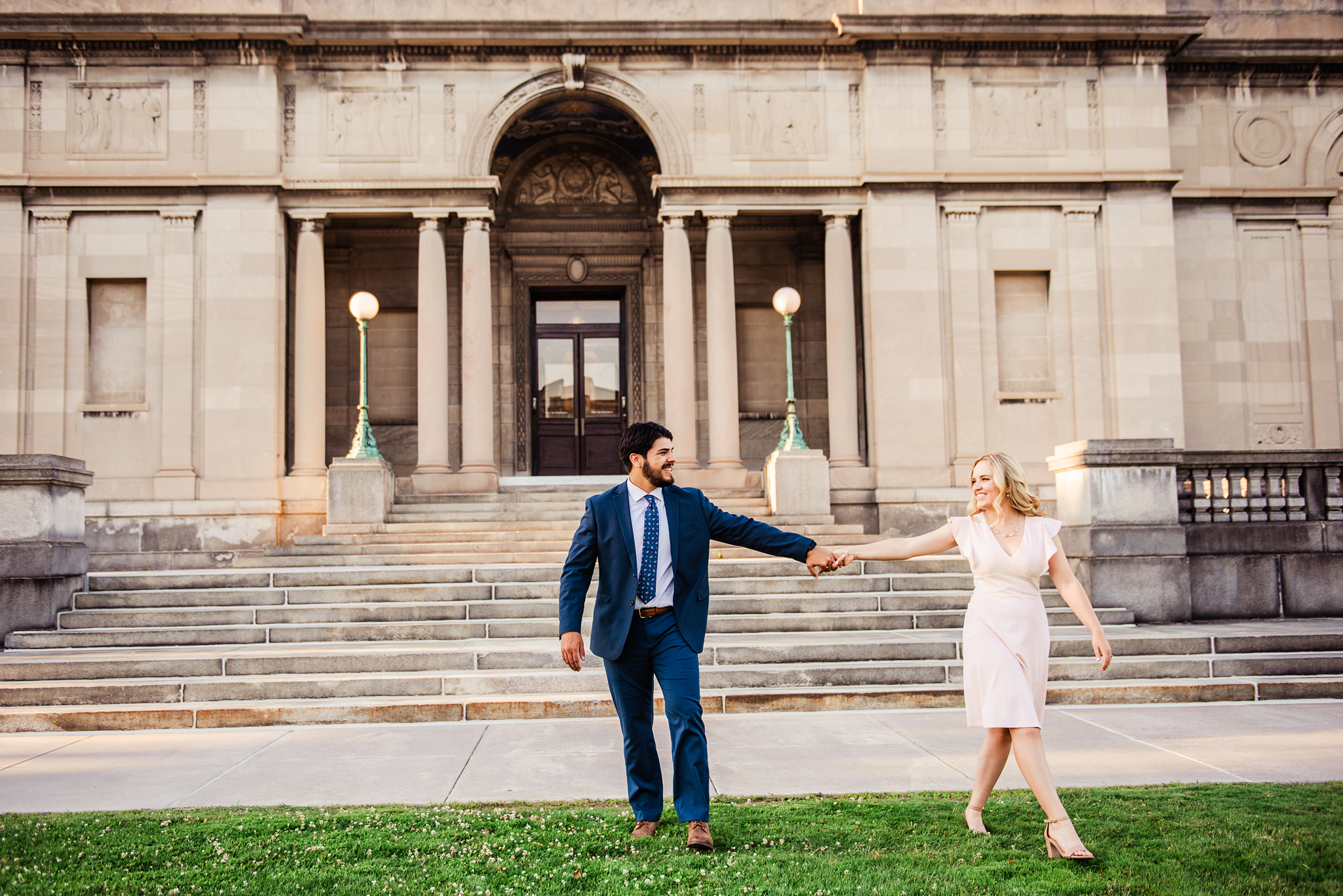 Memorial_Art_Gallery_Rochester_Engagement_Session_JILL_STUDIO_Rochester_NY_Photographer_DSC_5071.jpg