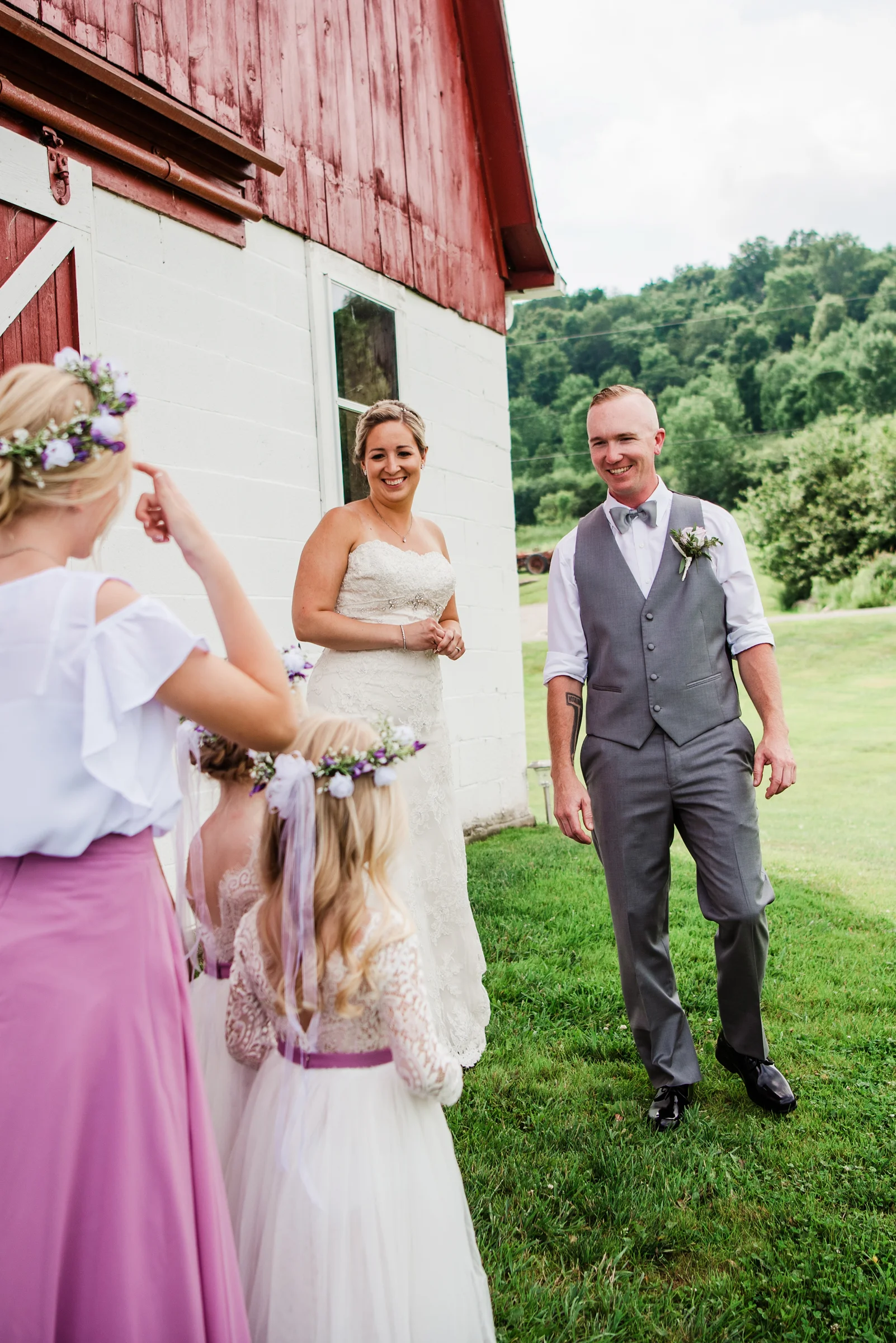Best_View_Barn_Central_NY_Wedding_JILL_STUDIO_Rochester_NY_Photographer_DSC_3193.jpg