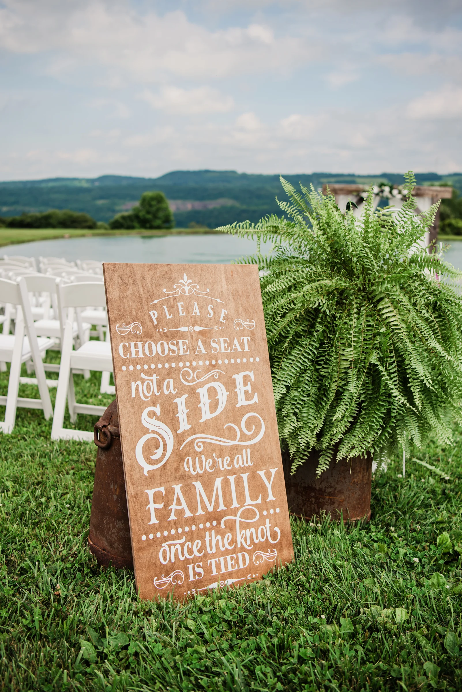 Best_View_Barn_Central_NY_Wedding_JILL_STUDIO_Rochester_NY_Photographer_DSC_3329.jpg