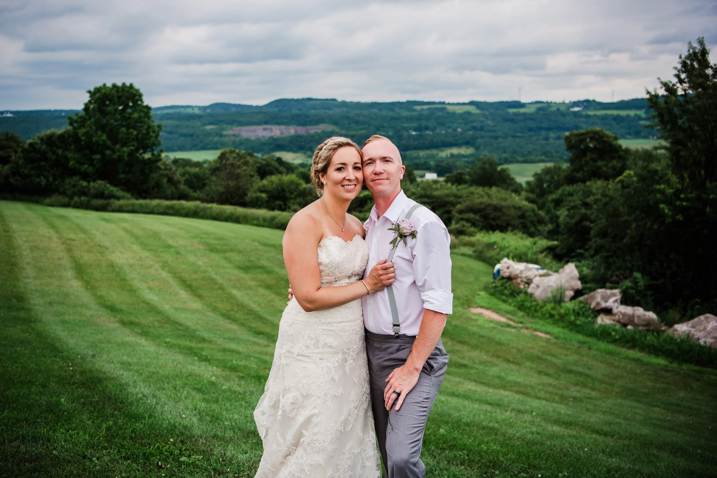 Best_View_Barn_Central_NY_Wedding_JILL_STUDIO_Rochester_NY_Photographer_DSC_3965.jpg