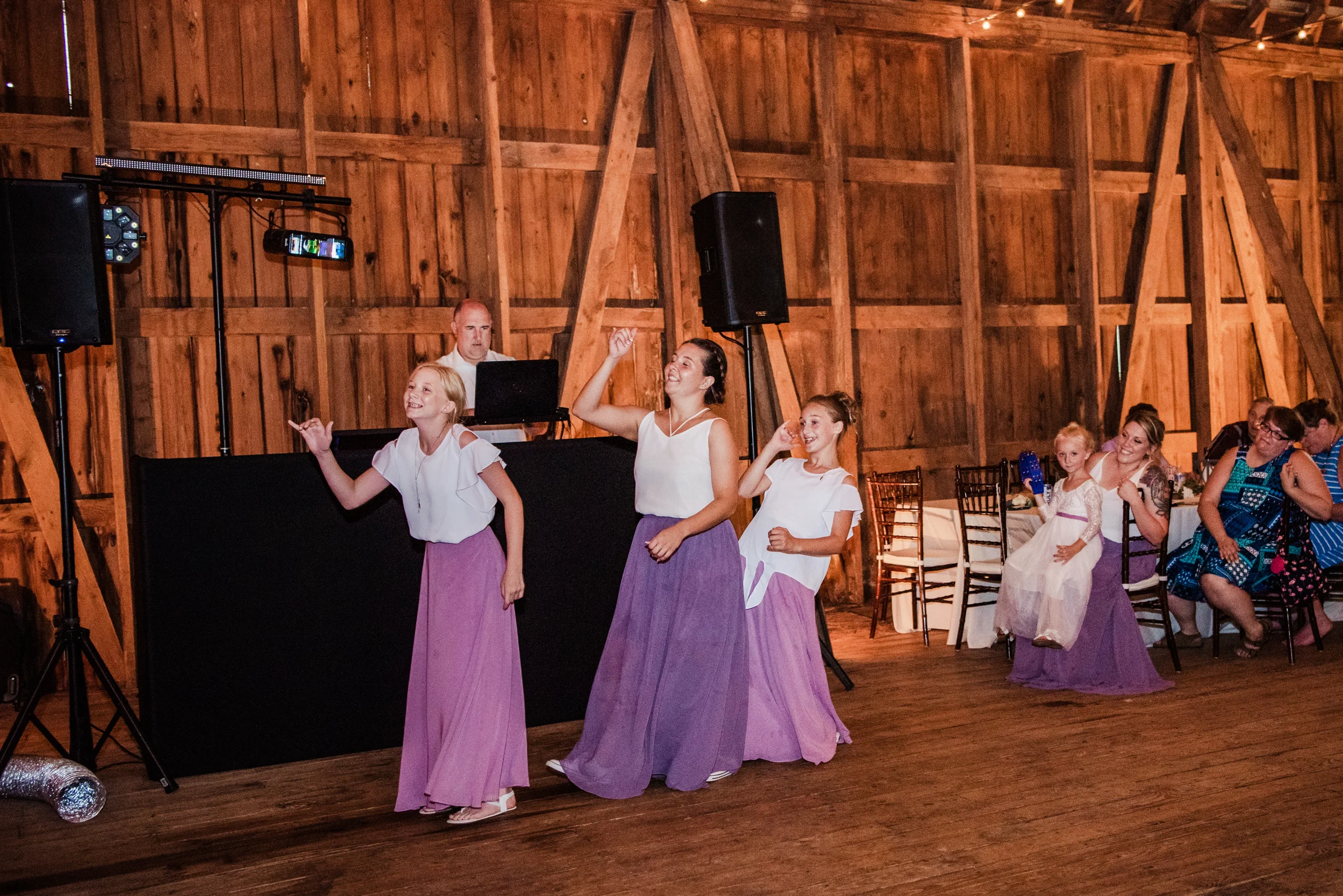 Best_View_Barn_Central_NY_Wedding_JILL_STUDIO_Rochester_NY_Photographer_DSC_4131.jpg