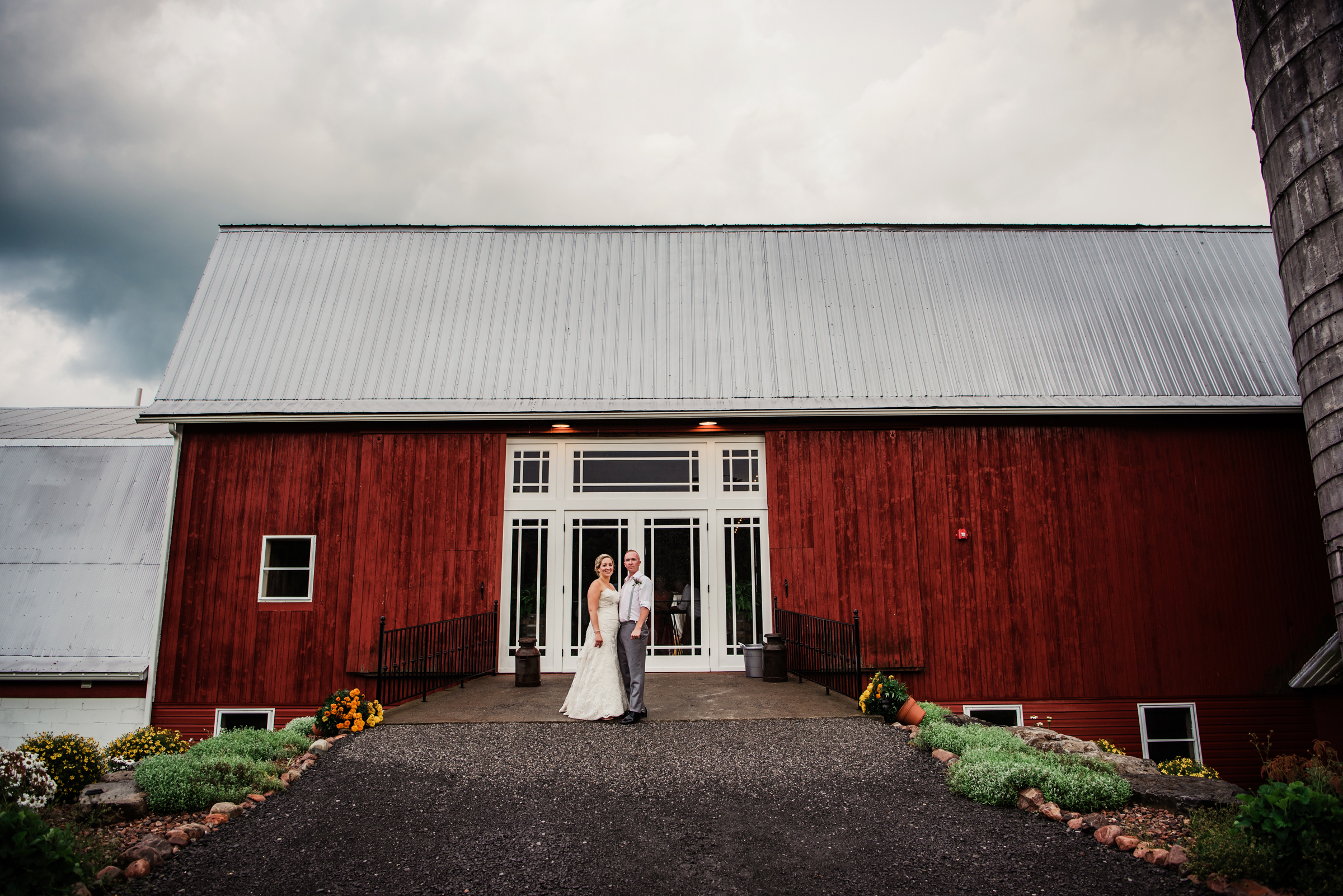 Best_View_Barn_Central_NY_Wedding_JILL_STUDIO_Rochester_NY_Photographer_DSC_4168.jpg