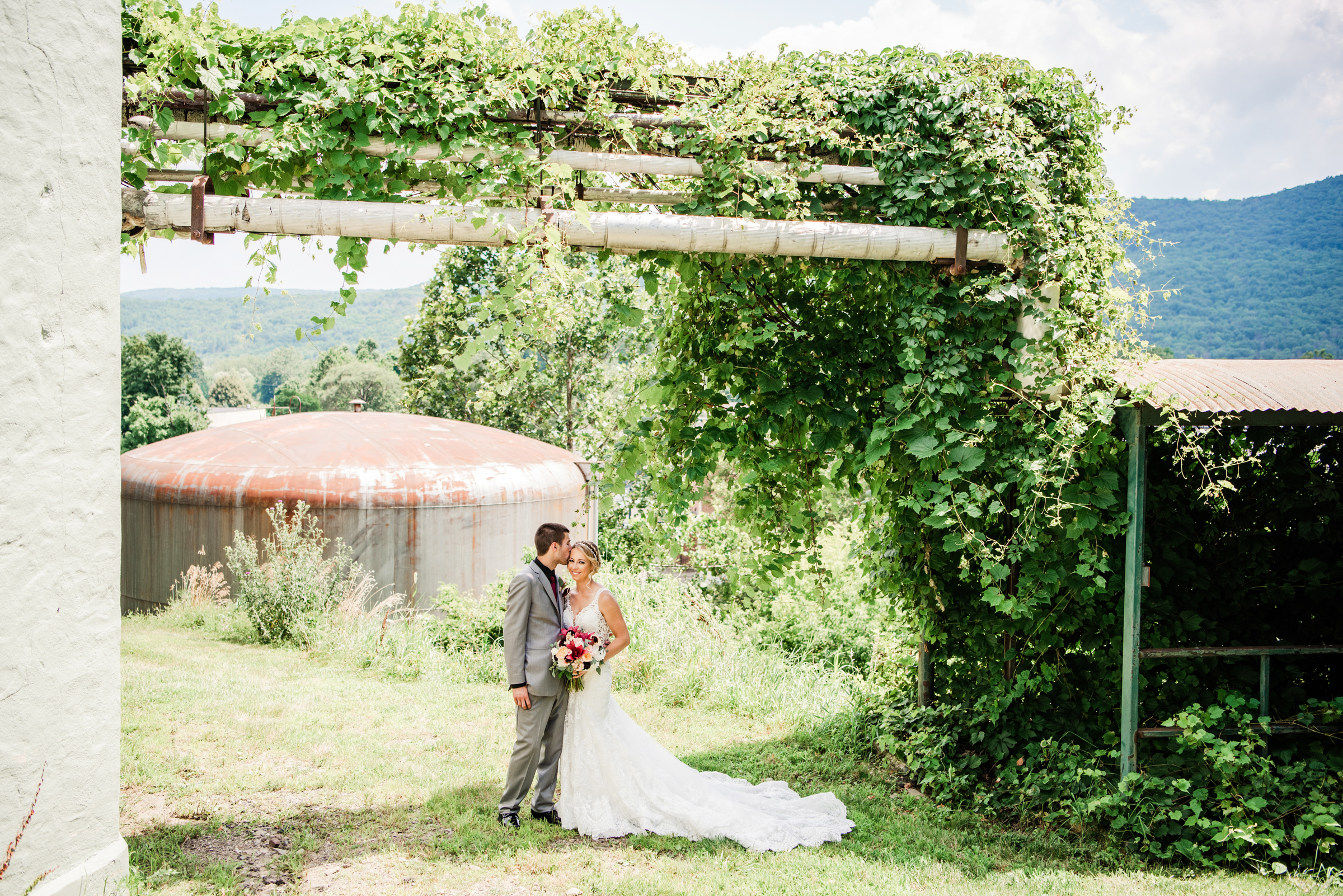 Manor_House_Estate_Finger_Lakes_Wedding_JILL_STUDIO_Rochester_NY_Photographer_DSC_5738.jpg