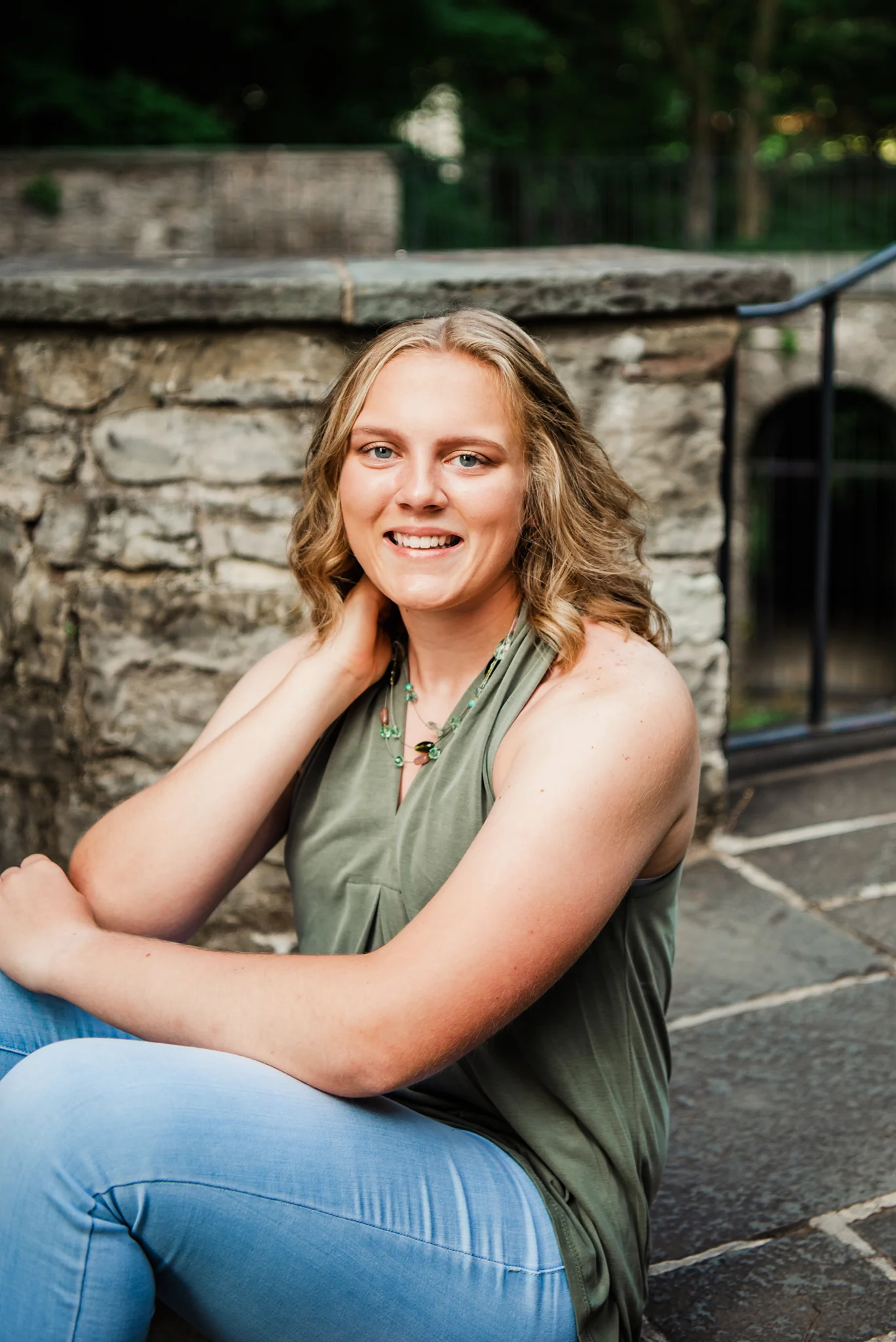 Warner_Castle_Sunken_Gardens_Rochester_Senior_Portrait_Session_JILL_STUDIO_Rochester_NY_Photographer_DSC_4984.jpg