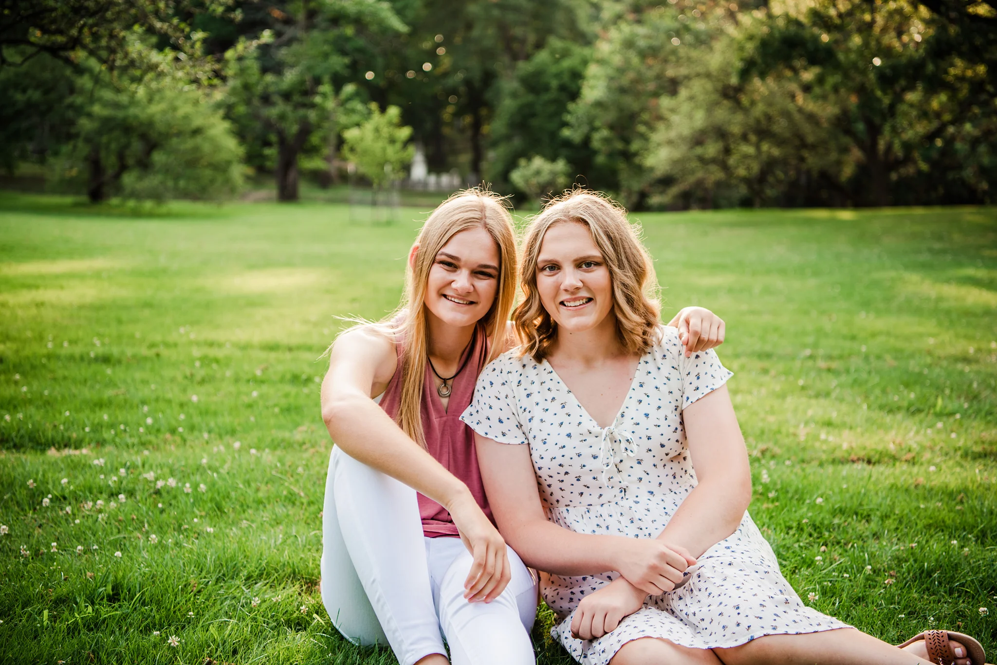 Warner_Castle_Sunken_Gardens_Rochester_Senior_Portrait_Session_JILL_STUDIO_Rochester_NY_Photographer_DSC_5045.jpg