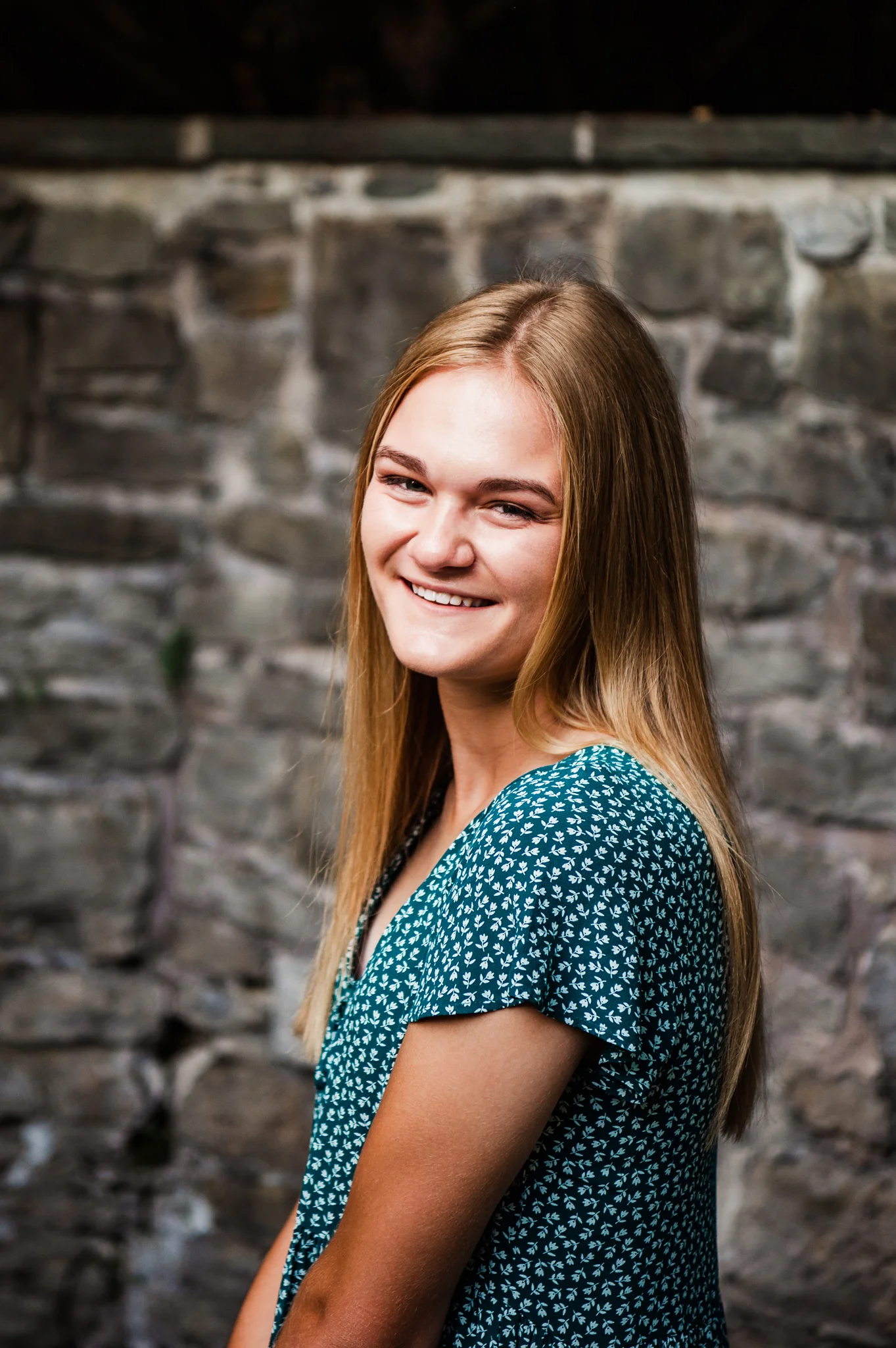 Warner_Castle_Sunken_Gardens_Rochester_Senior_Portrait_Session_JILL_STUDIO_Rochester_NY_Photographer_DSC_5127.jpg