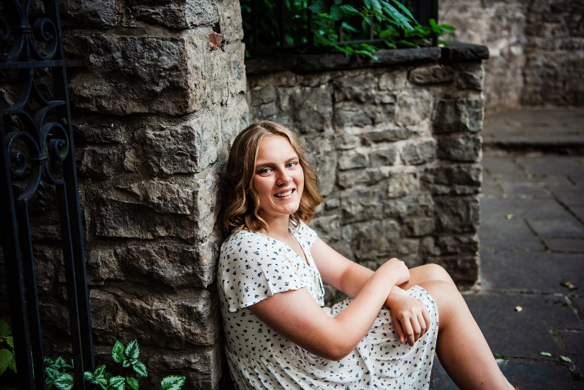 Warner_Castle_Sunken_Gardens_Rochester_Senior_Portrait_Session_JILL_STUDIO_Rochester_NY_Photographer_DSC_5141.jpg