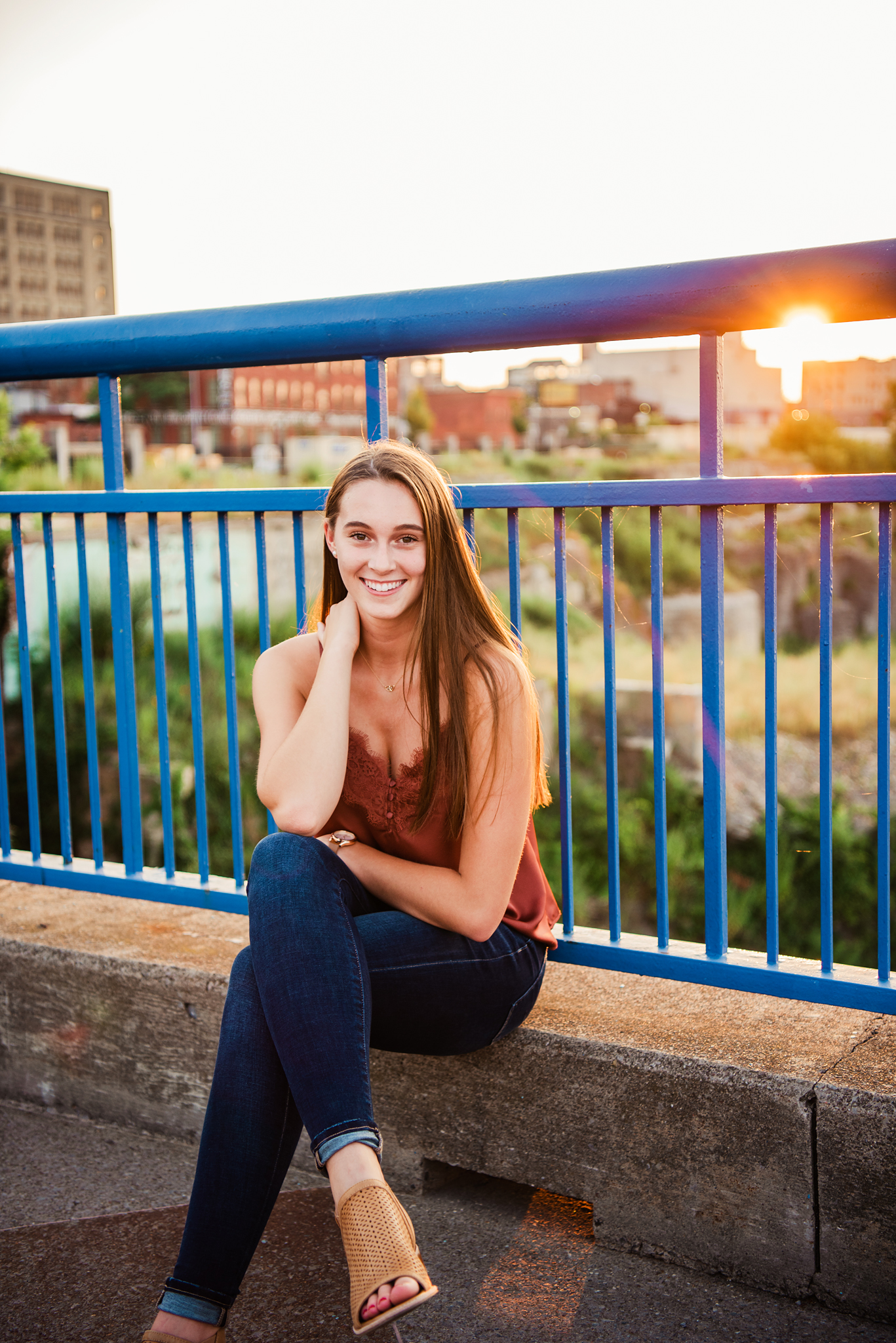 Memorial_Art_Gallery_High_Falls_Rochester_Senior_Portrait_Session_JILL_STUDIO_Rochester_NY_Photographer_DSC_8011.jpg