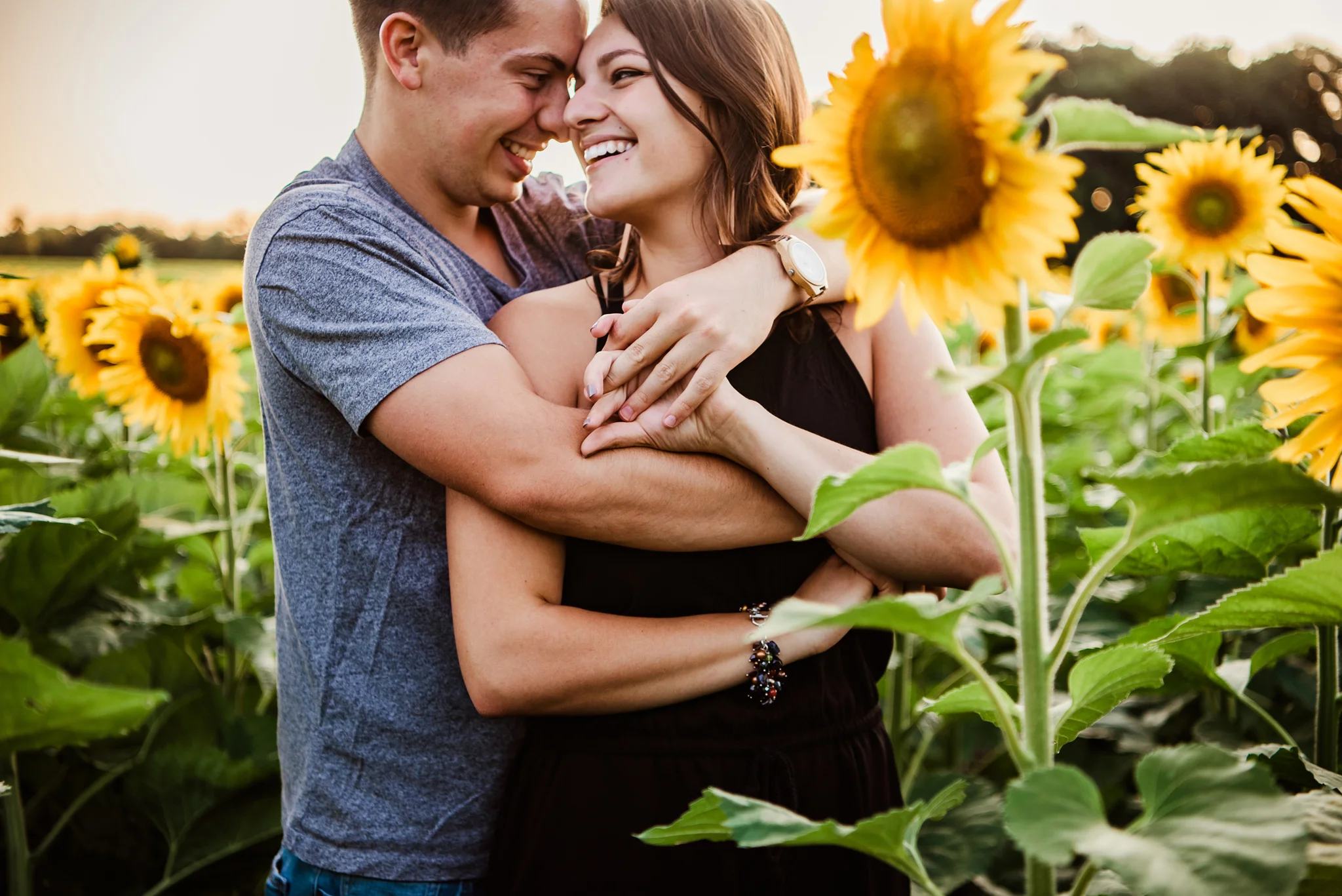 Mendon_Ponds_Park_Sunflower_Farm_Rochester_Engagement_Session_JILL_STUDIO_Rochester_NY_Photographer_DSC_1101.jpg