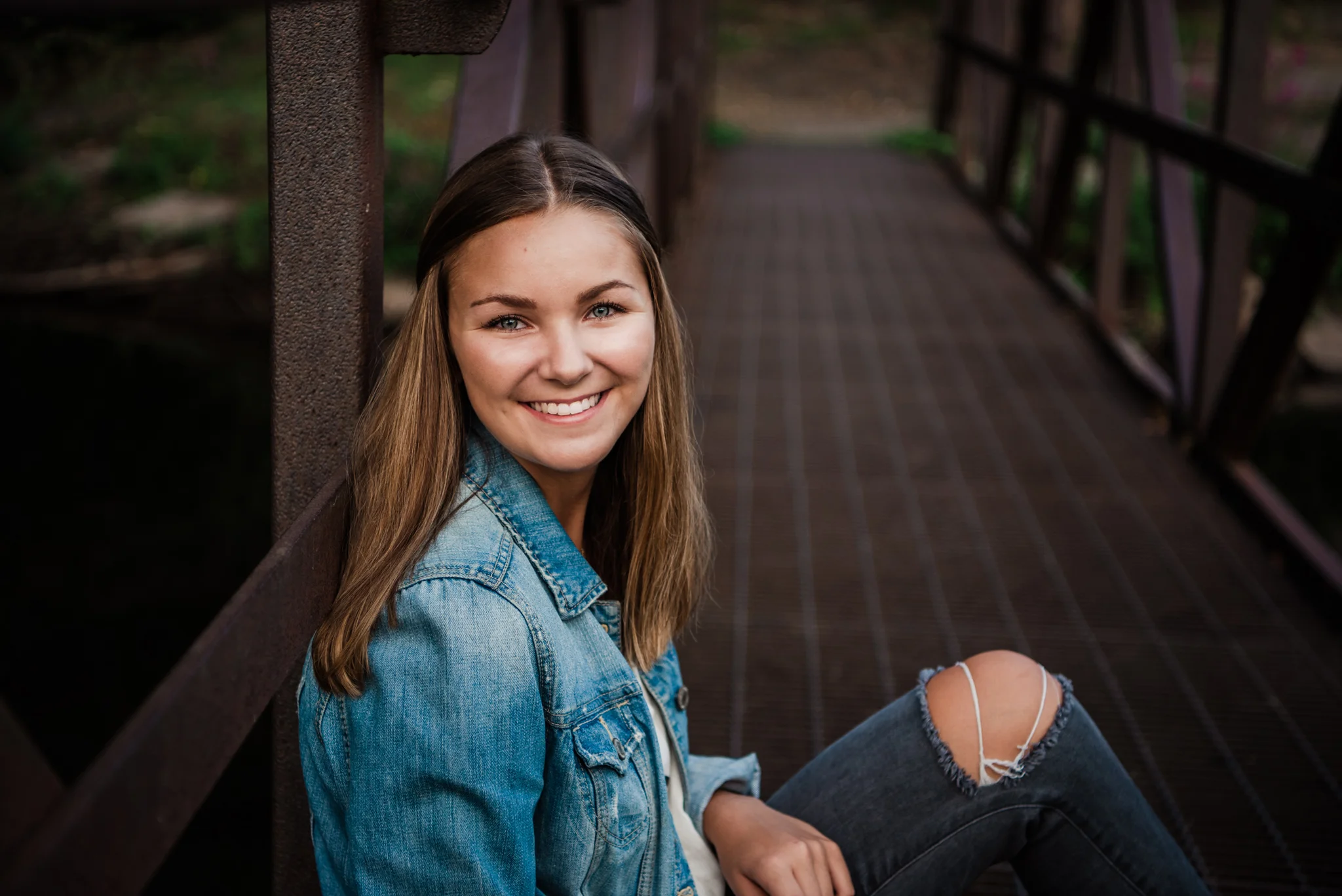 Webster_Park_Rochester_Senior_Portrait_Session_JILL_STUDIO_Rochester_NY_Photographer_DSC_5560.jpg