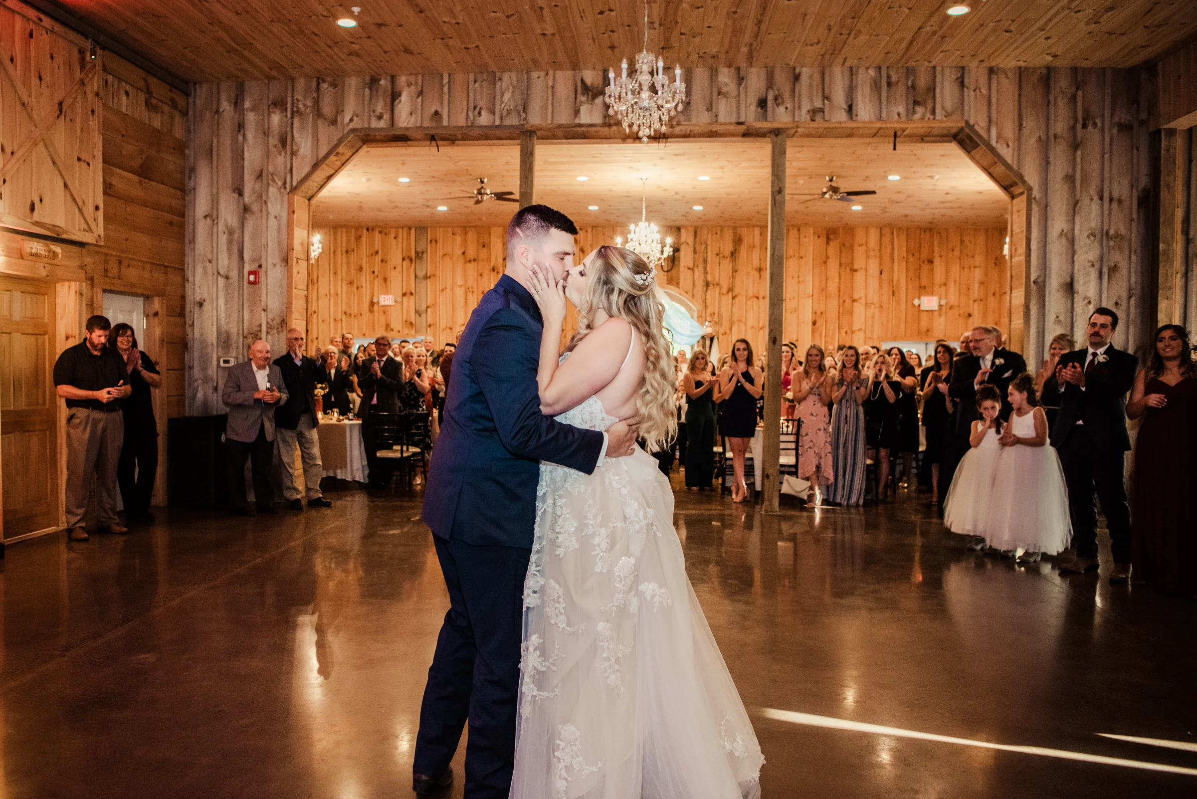 Wolf_Oak_Acres_Central_NY_Wedding_JILL_STUDIO_Rochester_NY_Photographer_DSC_3546.jpg