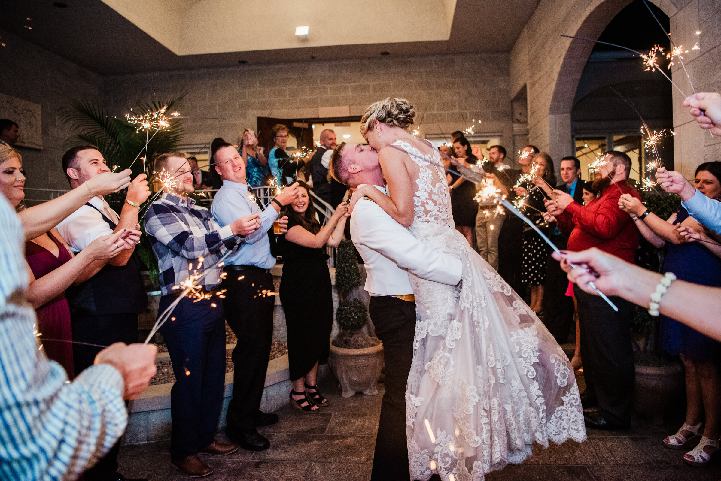 Casa_Larga_St_Josephs_Park_Rochester_Wedding_JILL_STUDIO_Rochester_NY_Photographer_DSC_5125.jpg