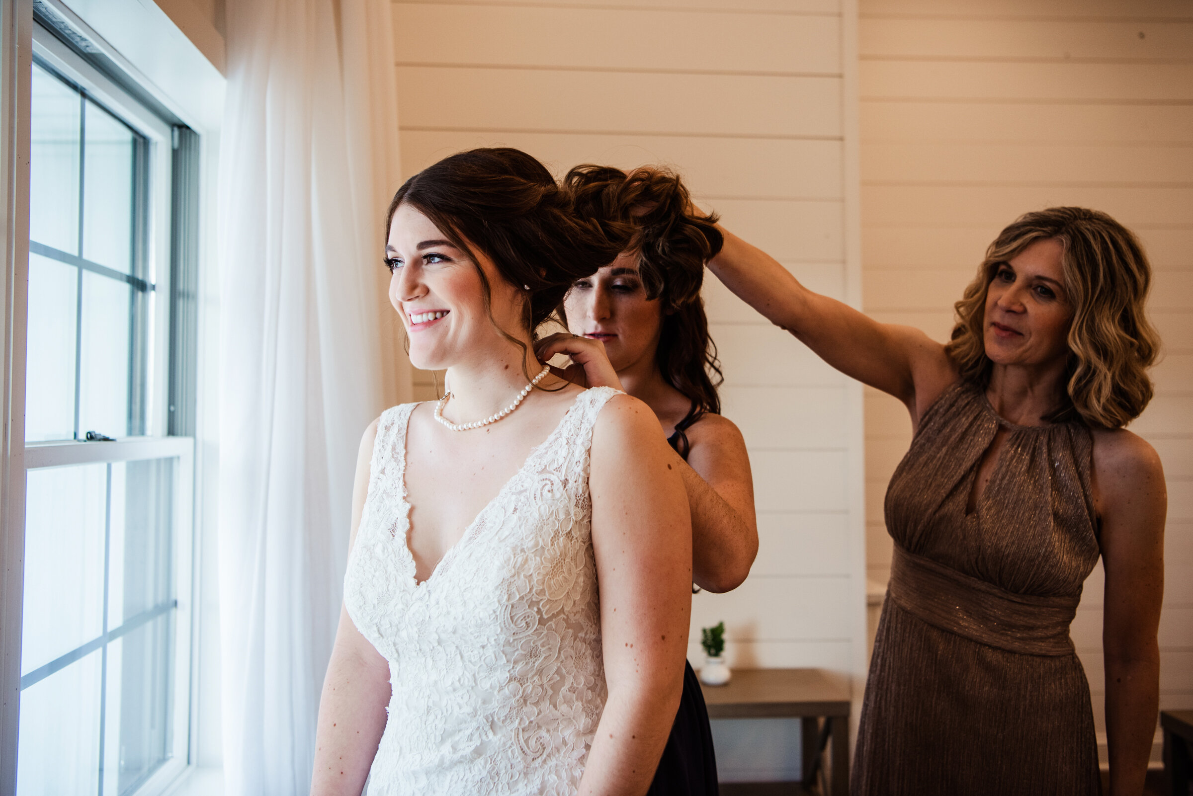 Pomona_at_Blue_Barn_Rochester_Wedding_JILL_STUDIO_Rochester_NY_Photographer_DSC_7606.jpg