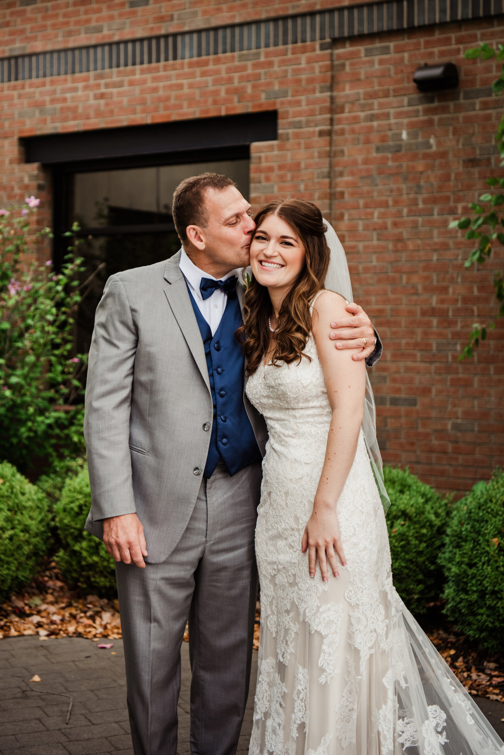 Pomona_at_Blue_Barn_Rochester_Wedding_JILL_STUDIO_Rochester_NY_Photographer_DSC_7716.jpg