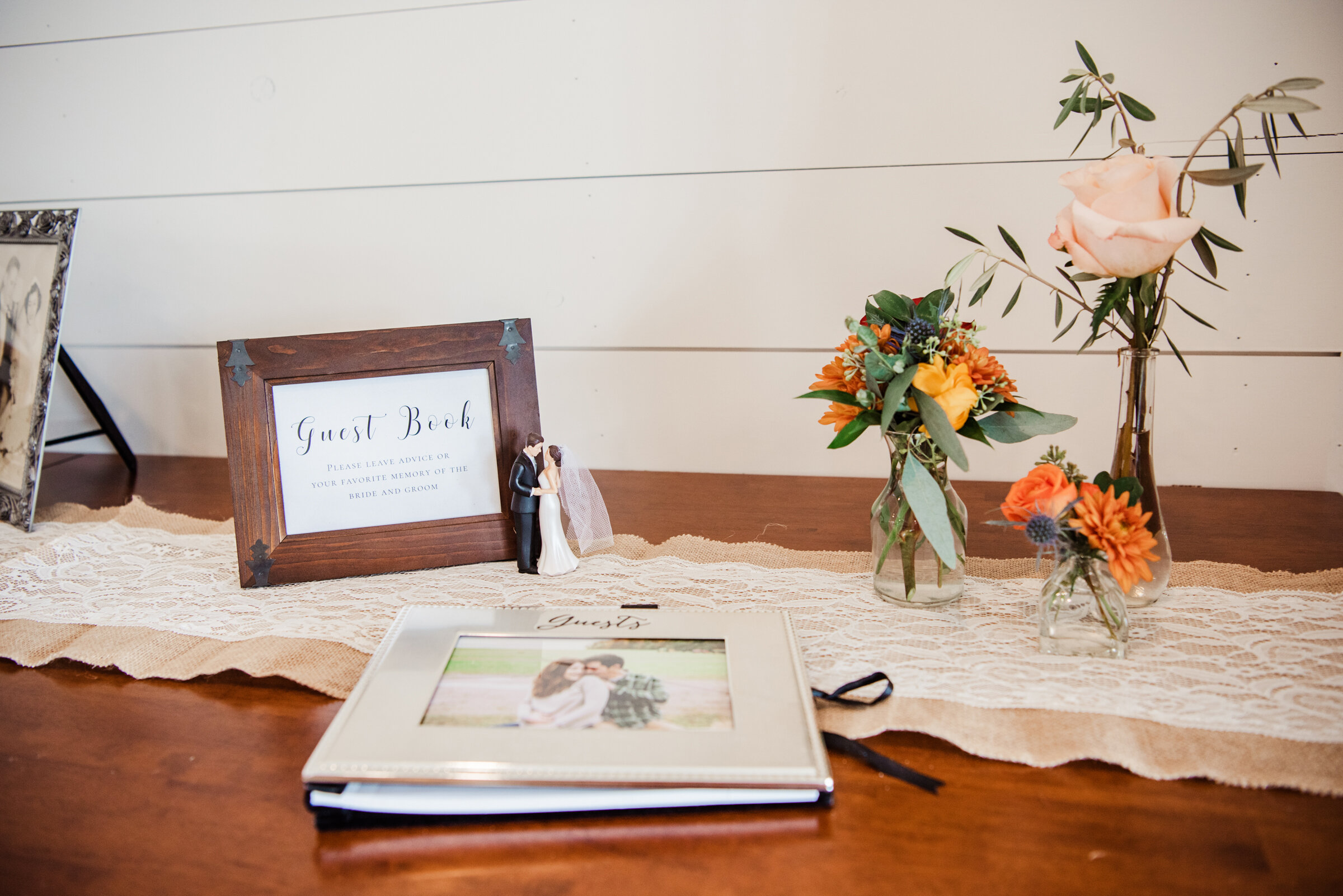 Pomona_at_Blue_Barn_Rochester_Wedding_JILL_STUDIO_Rochester_NY_Photographer_DSC_8009.jpg