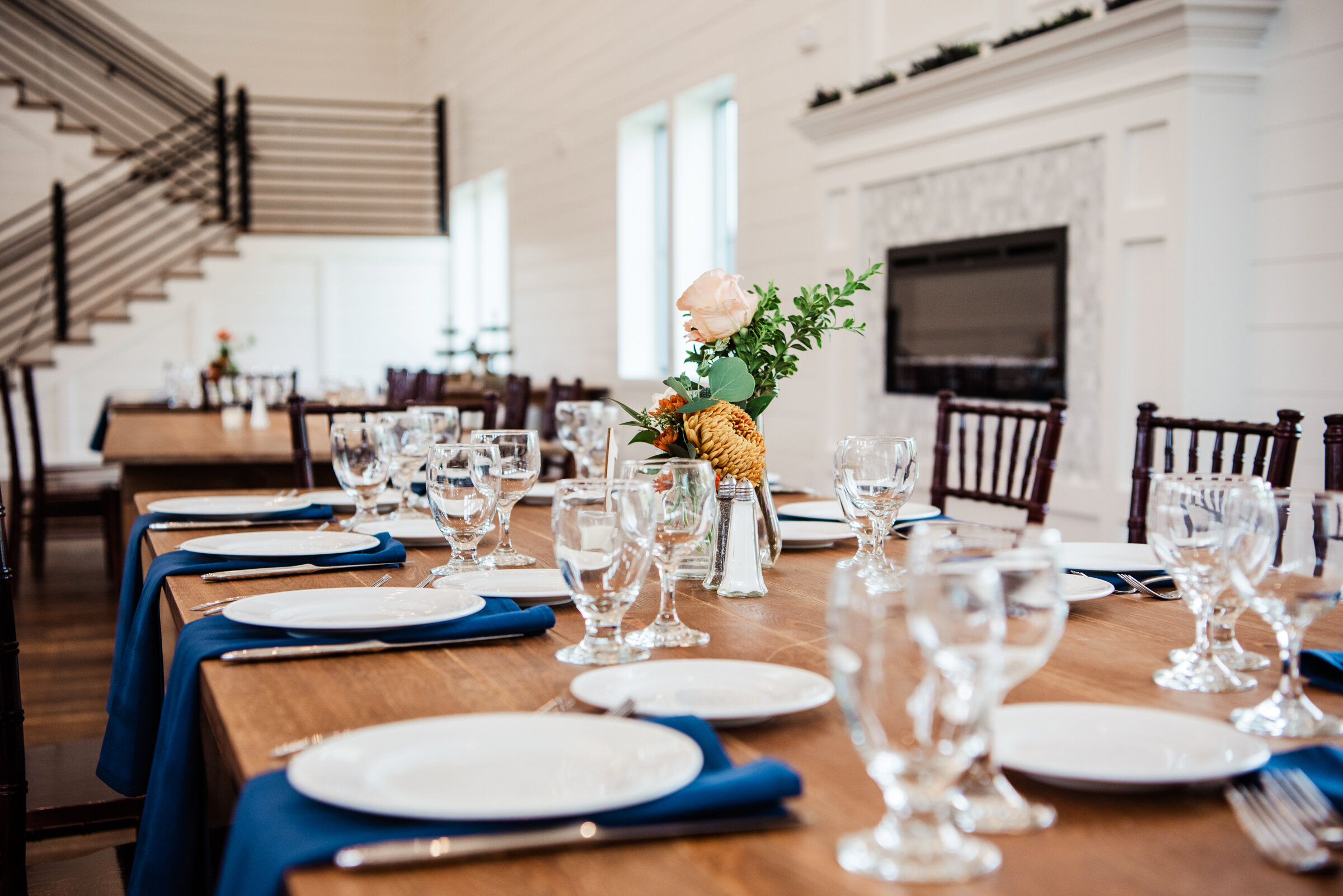 Pomona_at_Blue_Barn_Rochester_Wedding_JILL_STUDIO_Rochester_NY_Photographer_DSC_8028.jpg