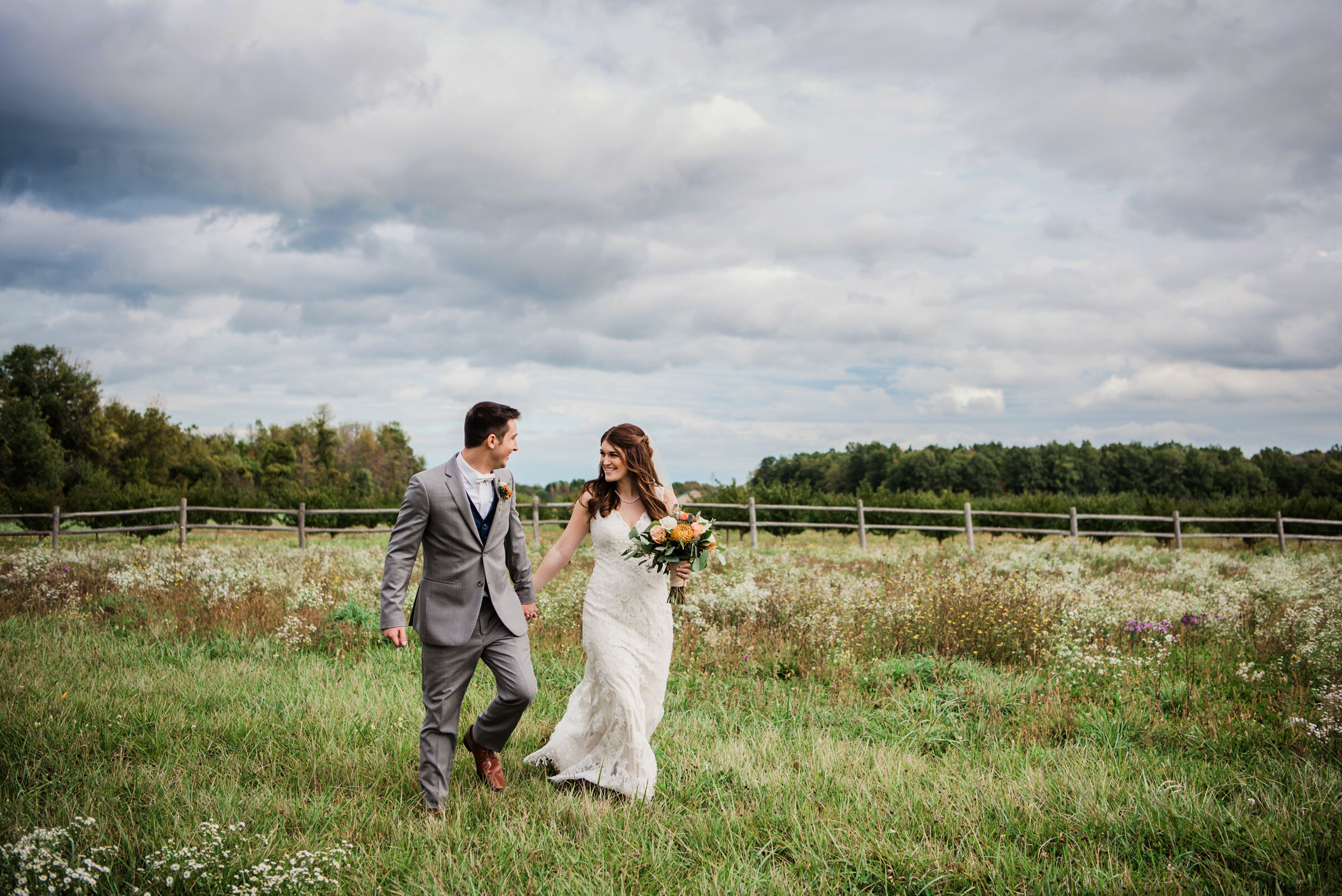 Pomona_at_Blue_Barn_Rochester_Wedding_JILL_STUDIO_Rochester_NY_Photographer_DSC_8182.jpg