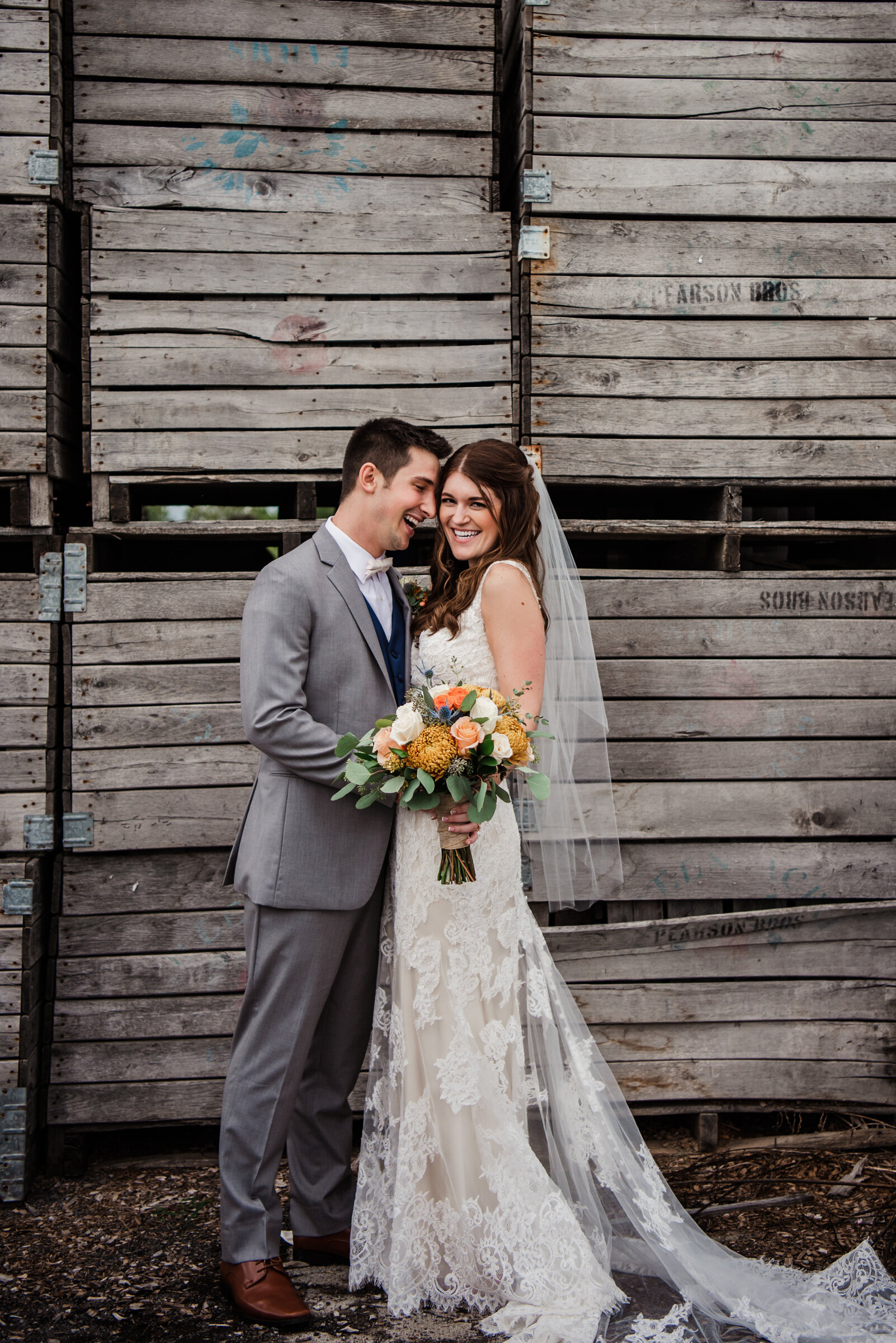 Pomona_at_Blue_Barn_Rochester_Wedding_JILL_STUDIO_Rochester_NY_Photographer_DSC_8219.jpg