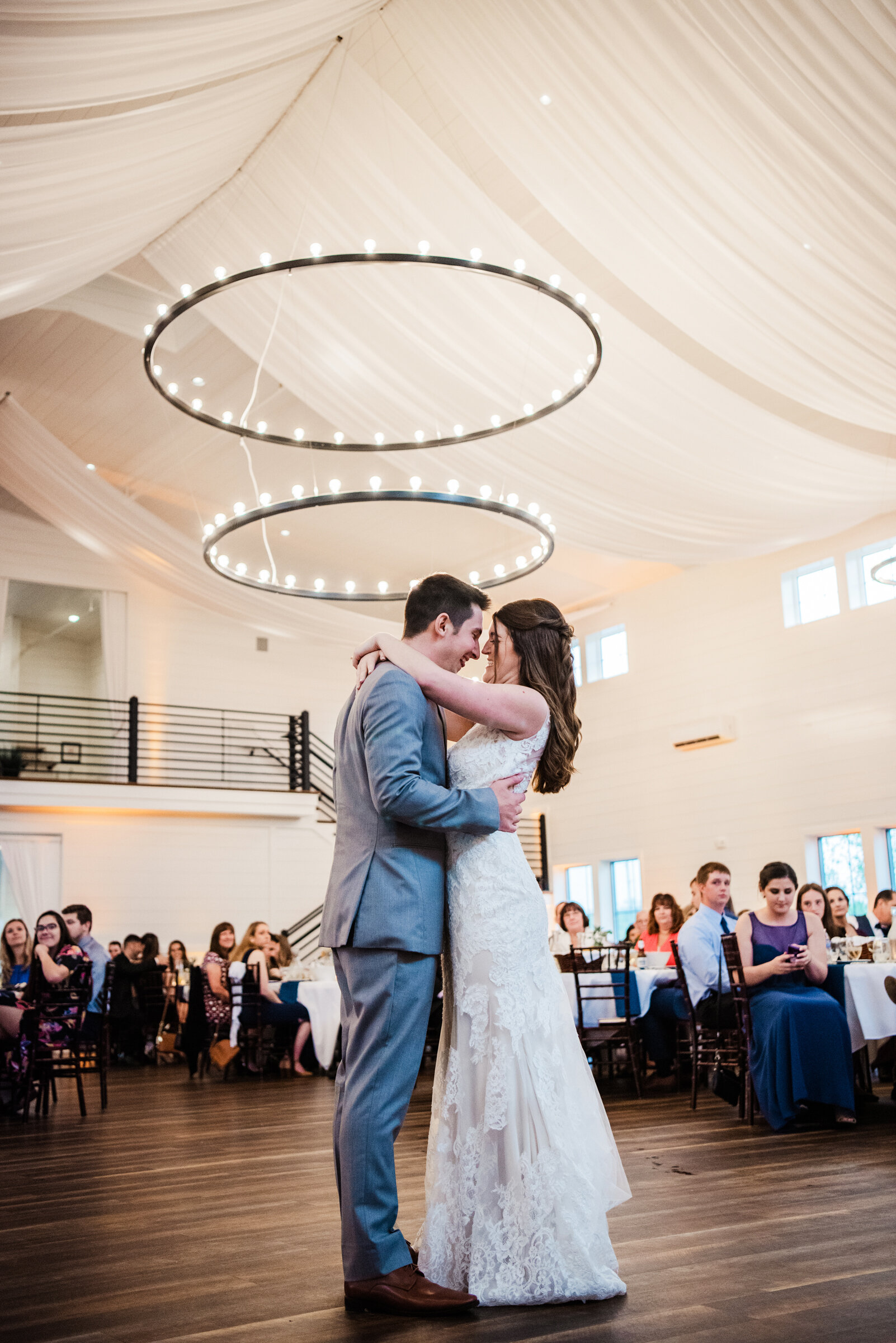 Pomona_at_Blue_Barn_Rochester_Wedding_JILL_STUDIO_Rochester_NY_Photographer_DSC_8672.jpg