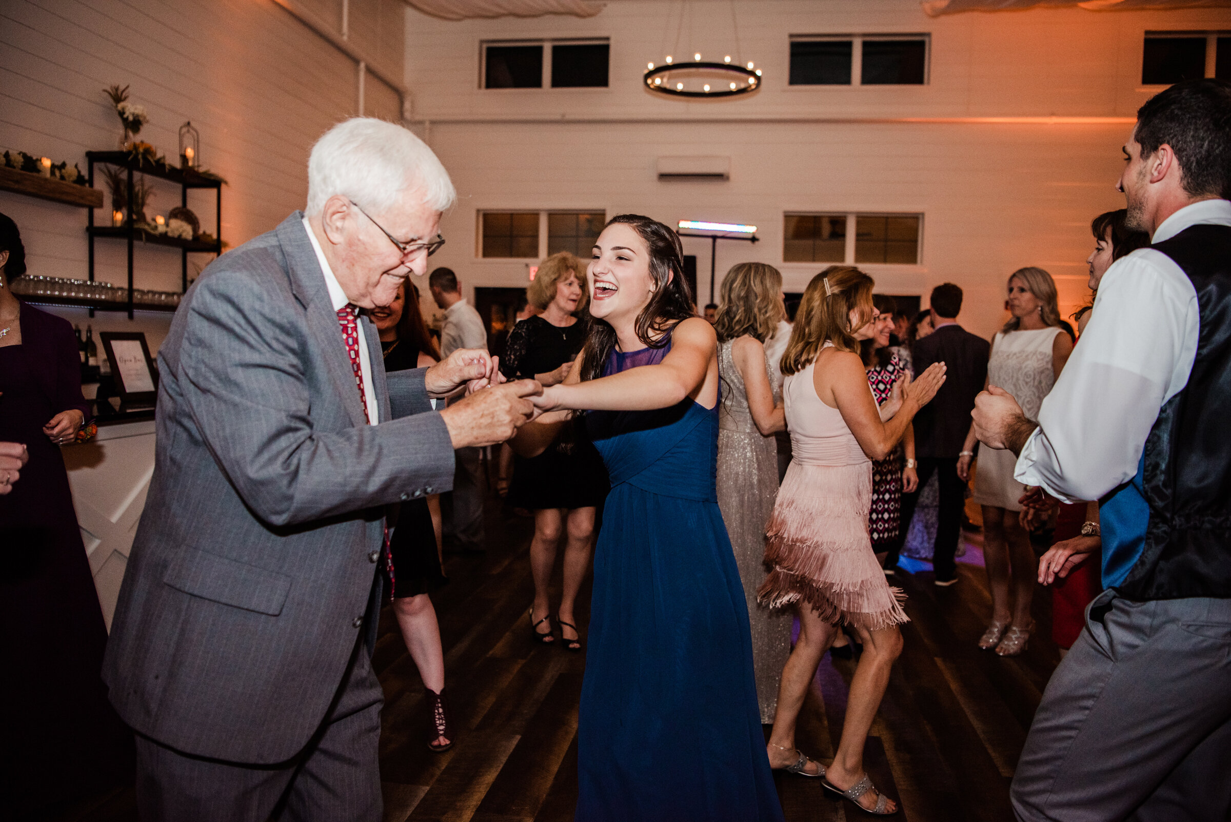 Pomona_at_Blue_Barn_Rochester_Wedding_JILL_STUDIO_Rochester_NY_Photographer_DSC_8956.jpg