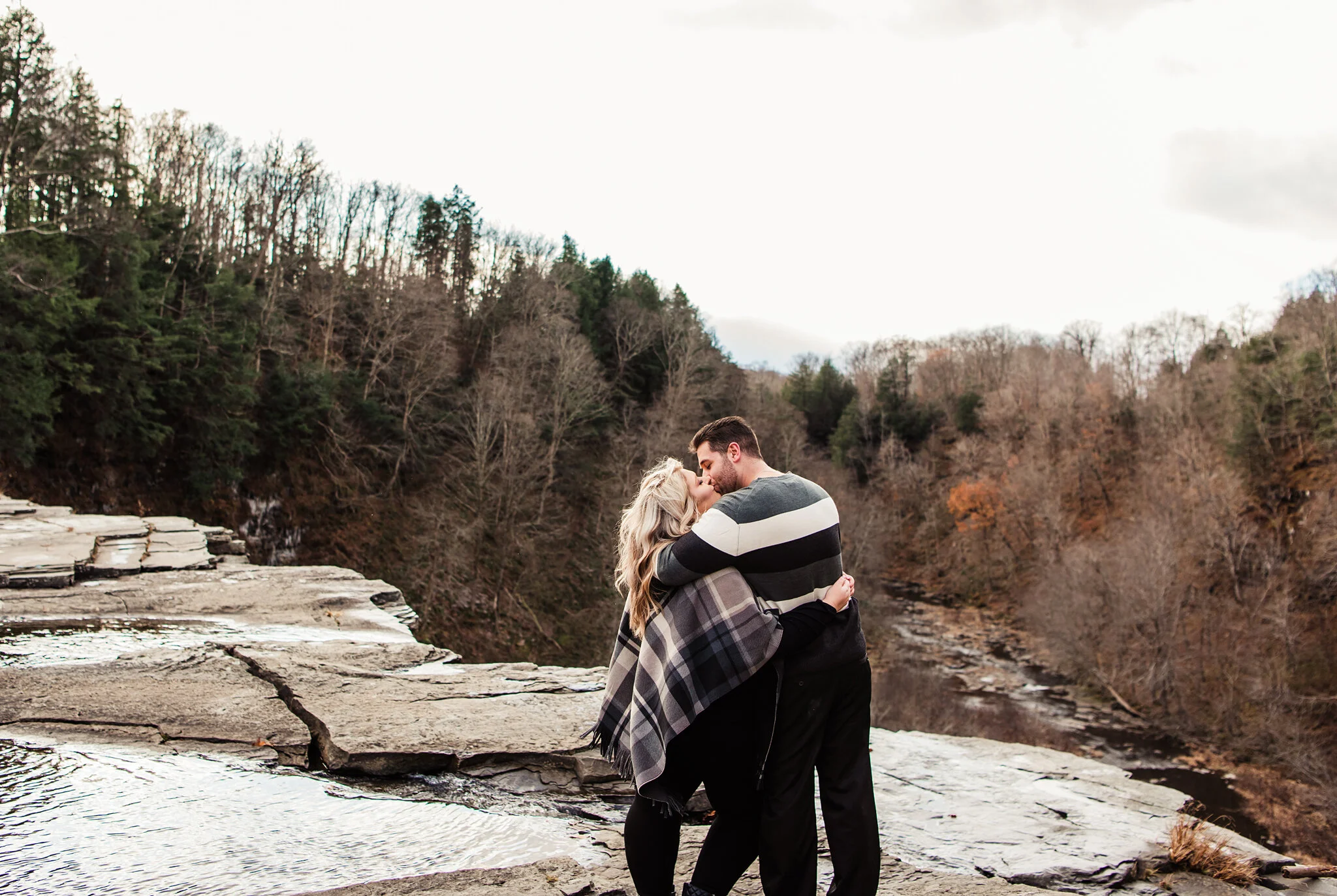 Salmon_River_Falls_Central_NY_Engagement_Session_JILL_STUDIO_Rochester_NY_Photographer_3809.jpg