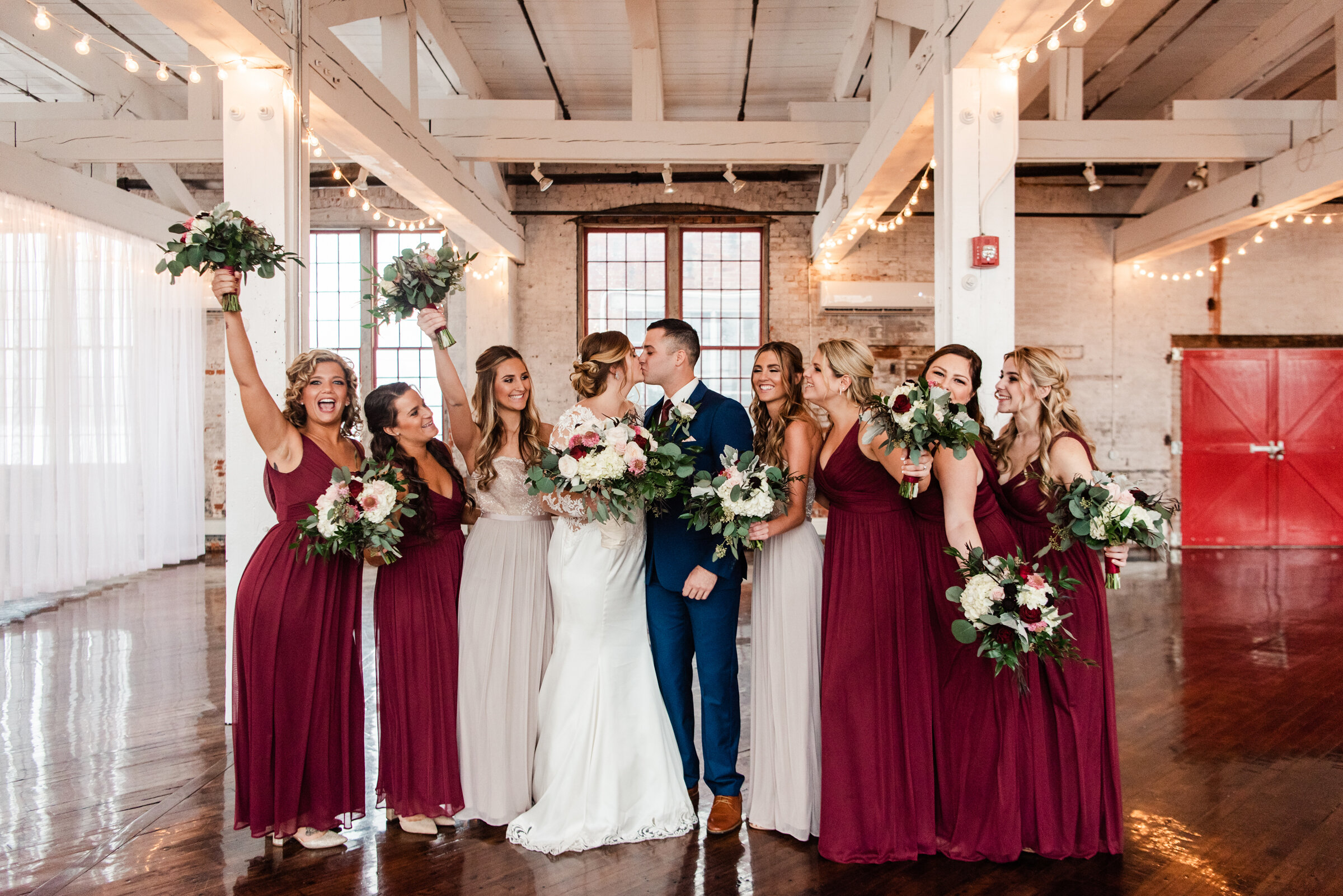 The_Cracker_Factory_Ventosa_Vineyards_Finger_Lakes_Wedding_JILL_STUDIO_Rochester_NY_Photographer_2908.jpg