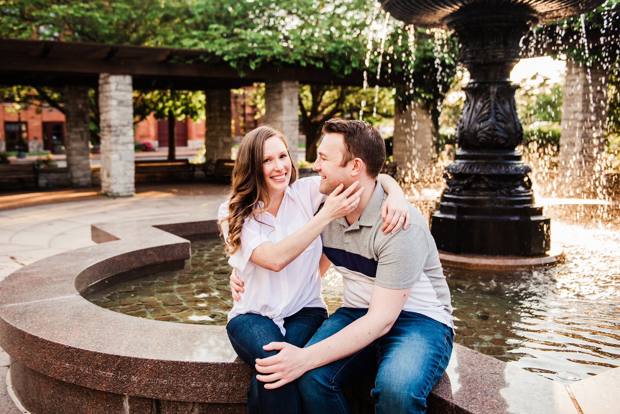 Franklin_Square_Park_Syracuse_Engagement_Session_JILL_STUDIO_Rochester_NY_Photographer_DSC_3914.jpg