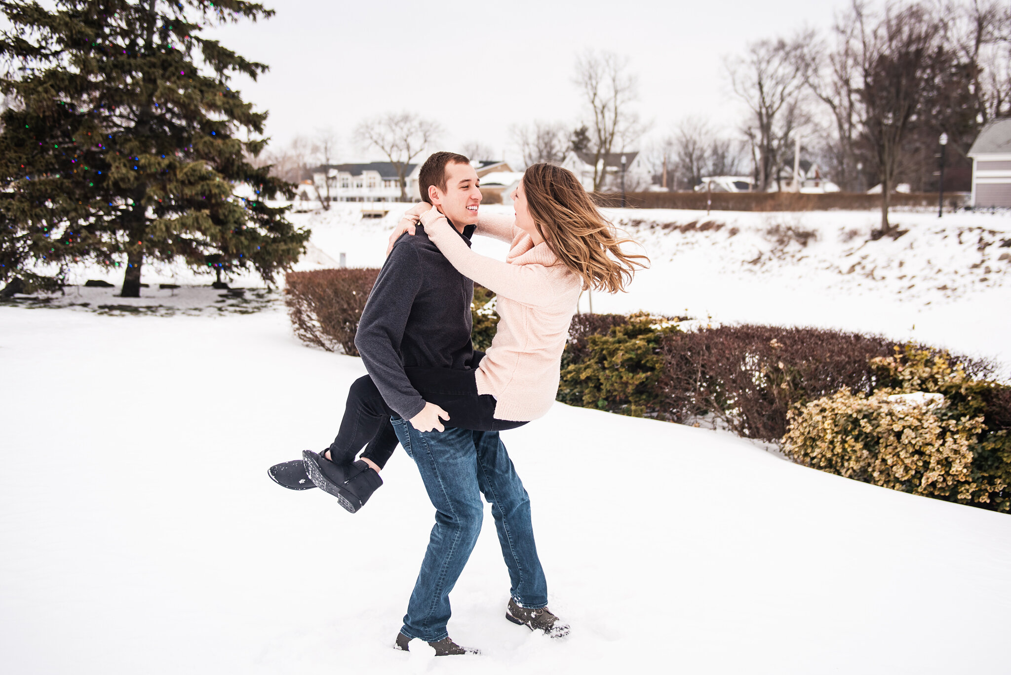 Spencerport_Village_Rochester_Couples_Session_JILL_STUDIO_Rochester_NY_Photographer_DSC_4996.jpg