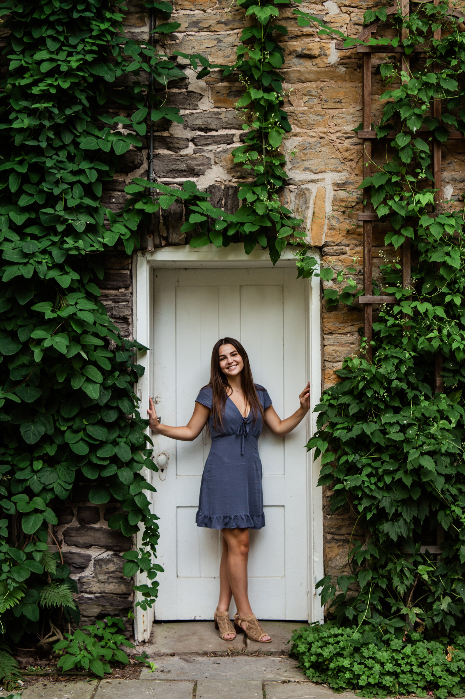 Warner_Castle_Sunken_Gardens_Lamberton_Conservatory_Rochester_Senior_Portrait_Session_JILL_STUDIO_Rochester_NY_Photographer_0872.jpg