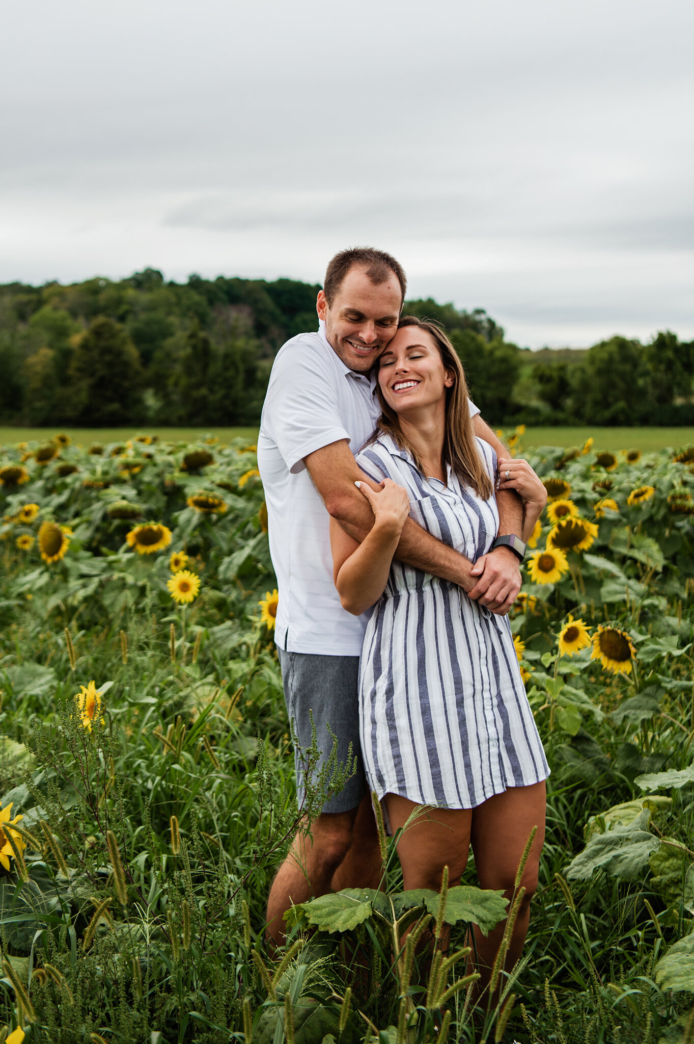 Sunflower_Farm_Rochester_Engagement_Session_JILL_STUDIO_Rochester_NY_Photographer_9010.jpg