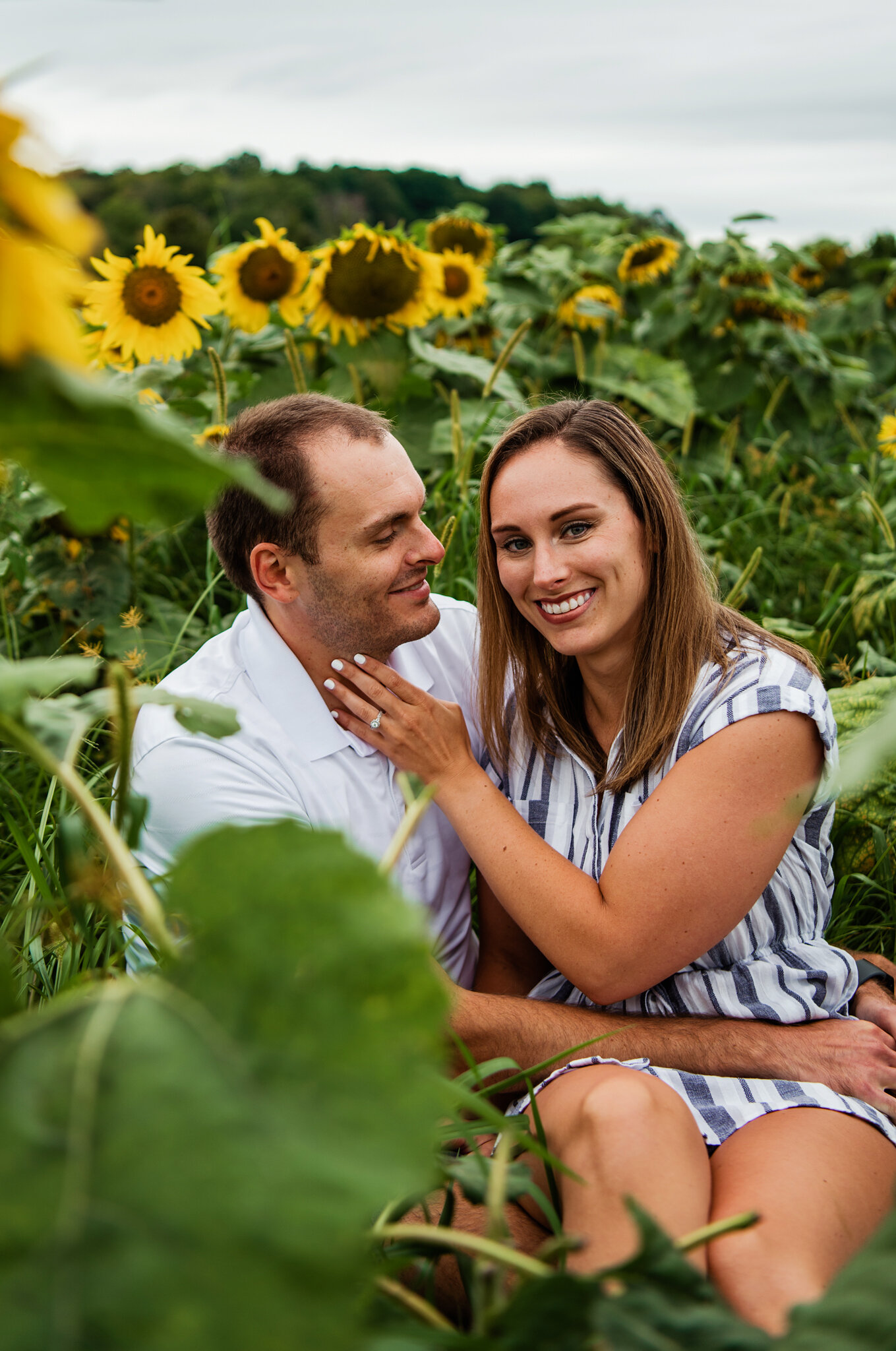 Sunflower_Farm_Rochester_Engagement_Session_JILL_STUDIO_Rochester_NY_Photographer_9039.jpg