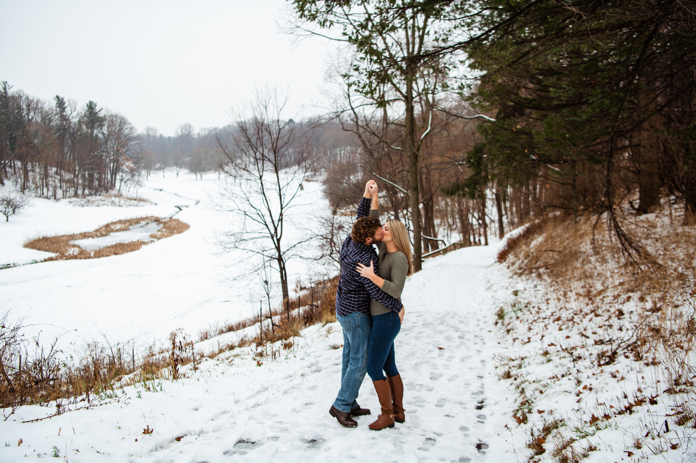 Irondequoit_Beer_Company_Durand_Eastman_Park_Rochester_Engagement_Session_JILL_STUDIO_Rochester_NY_Photographer_7067.jpg