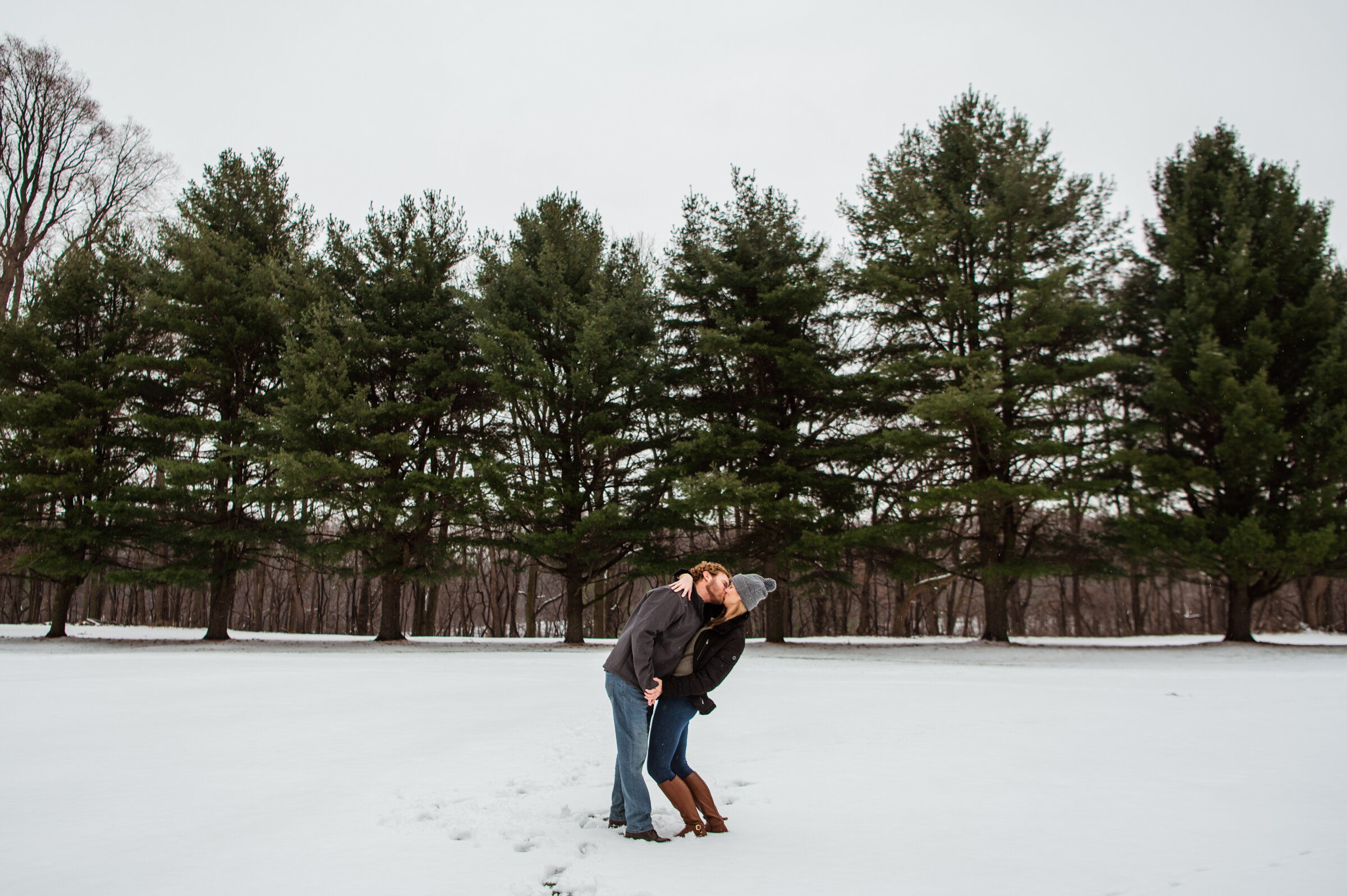 Irondequoit_Beer_Company_Durand_Eastman_Park_Rochester_Engagement_Session_JILL_STUDIO_Rochester_NY_Photographer_7307.jpg