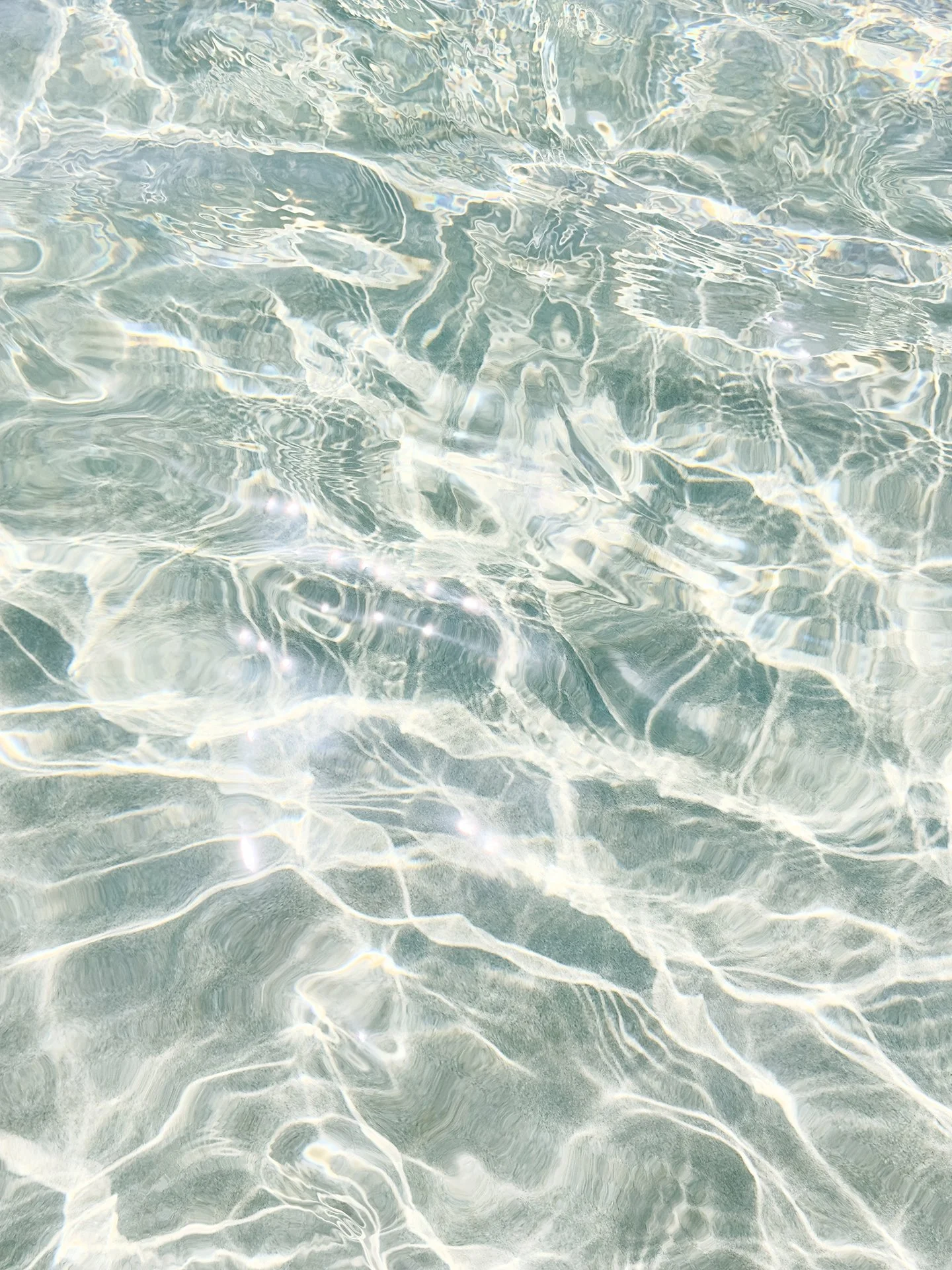 © WATER COMPOSITION No.384