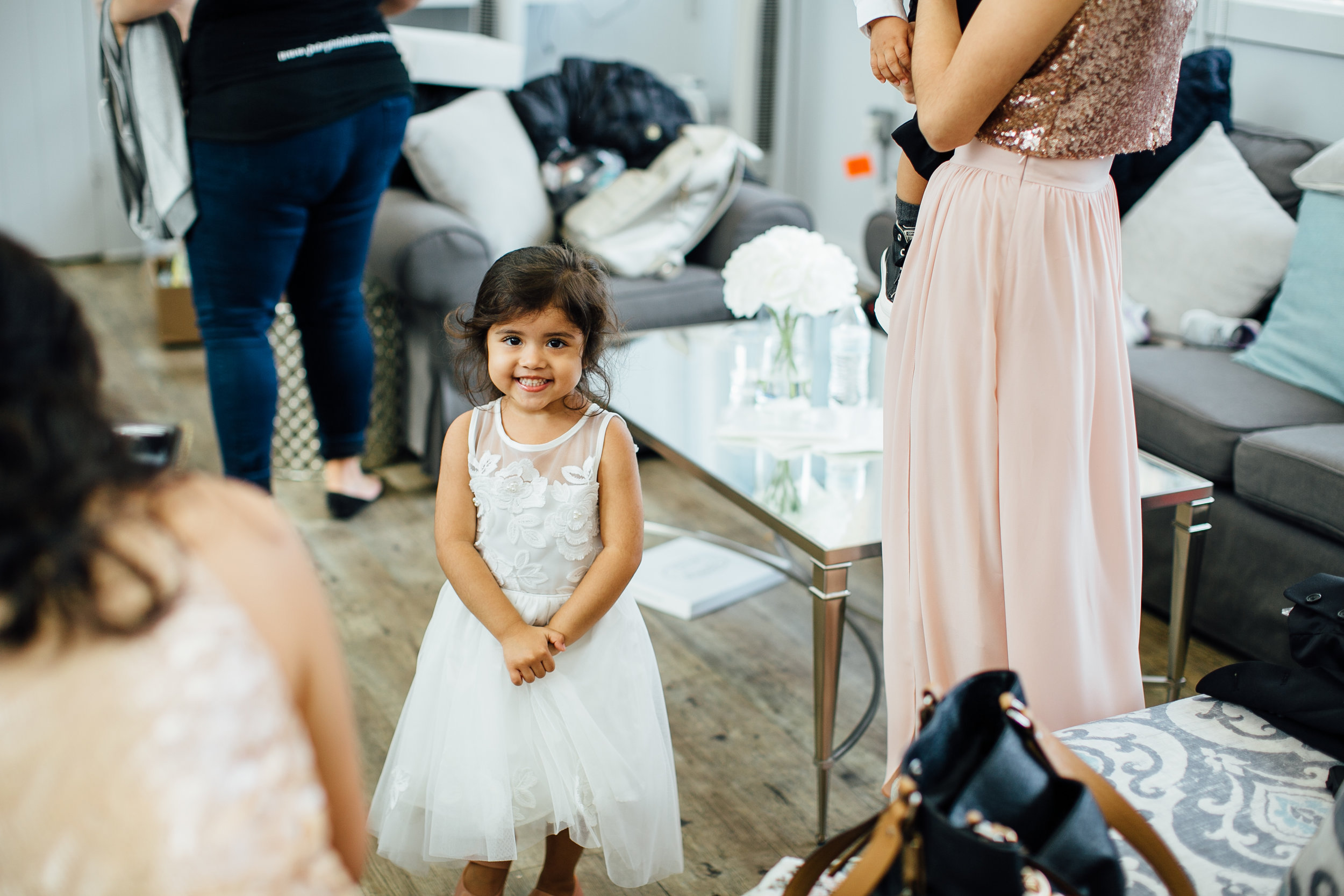 m-b-malibu-west-beach-club-wedding-getting-ready-flower-girl