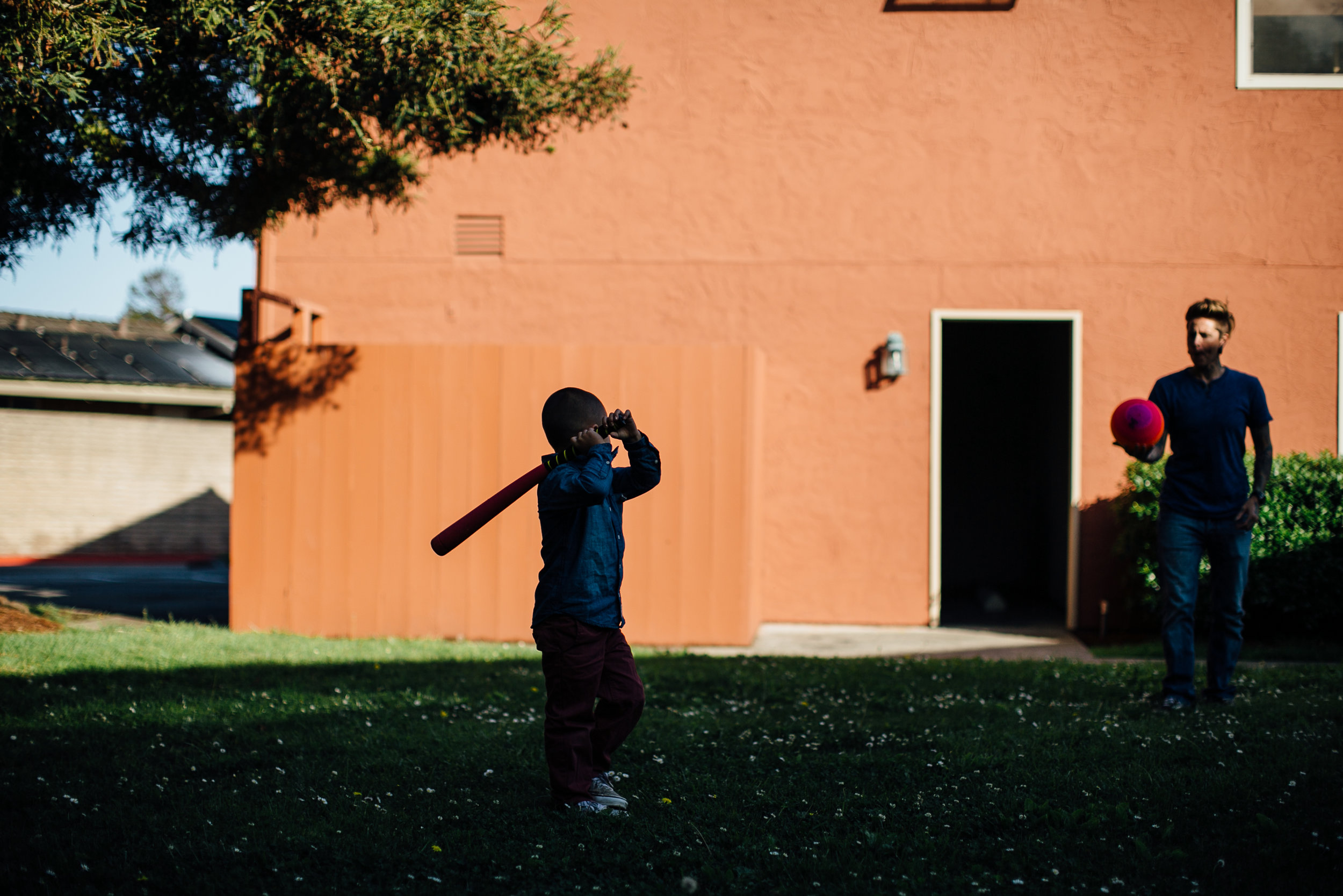 SantaCruzFamilyLifestyleSession_Z&R_YardBall