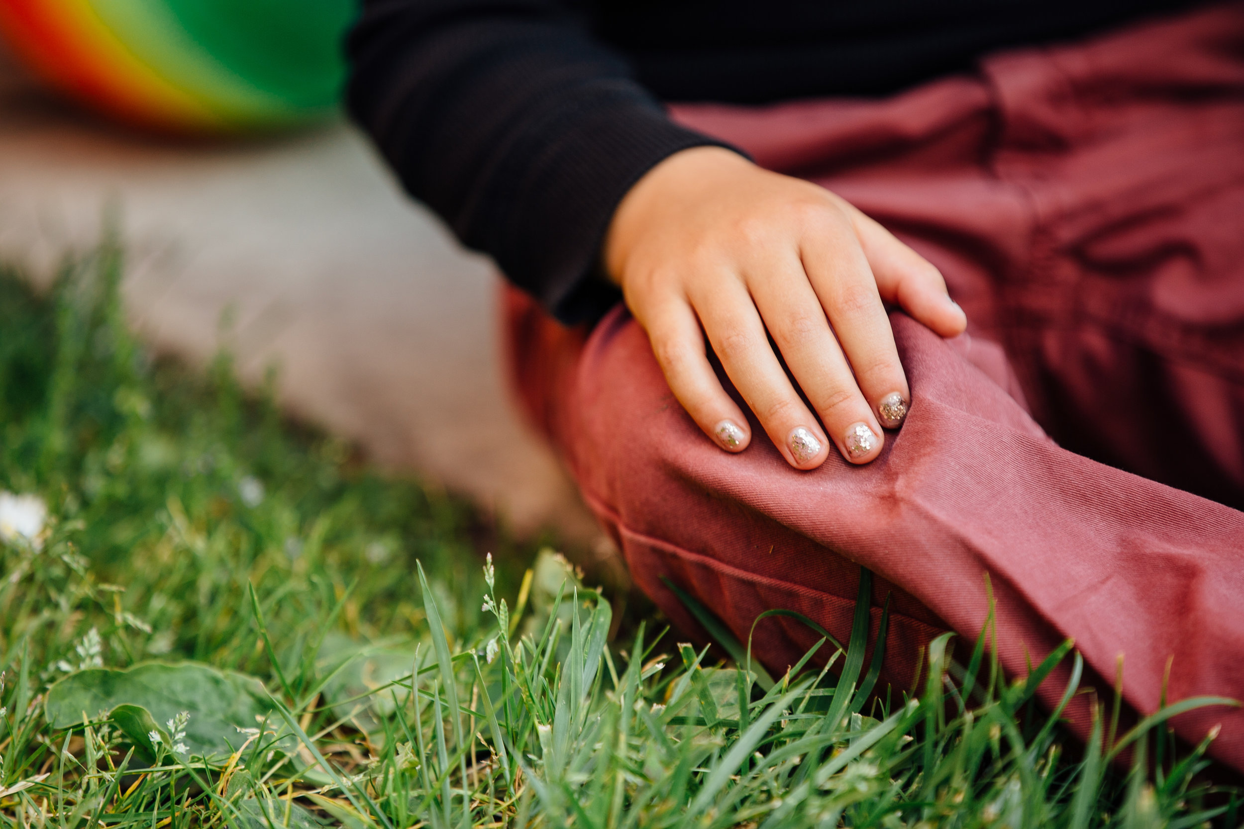 SantaCruzFamilyLifestyleSession_Z_Nails