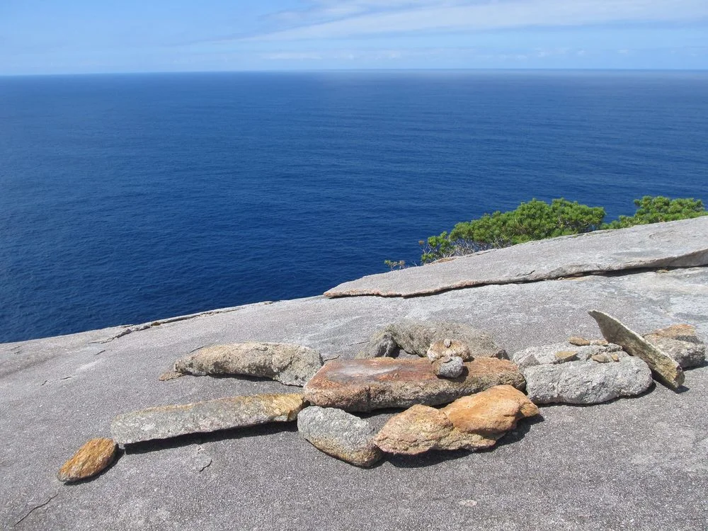 photo taken at the end of the Peak Head Head Hike. Well worth the hike to experience this awesome view over the Southern Ocean