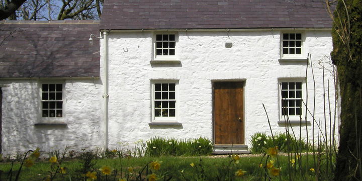 Best preserved Welsh Cottage interiors 