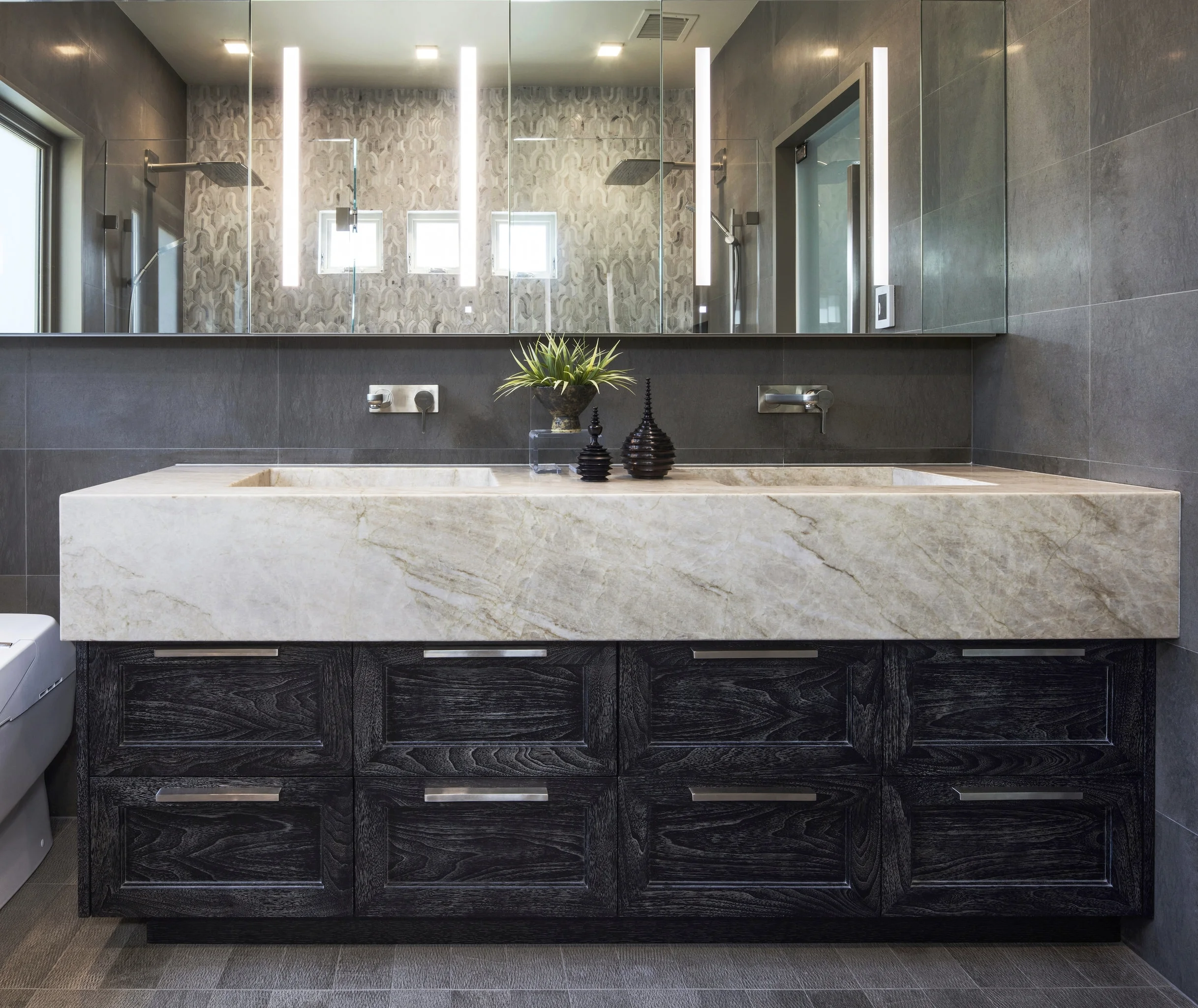 CABRILLO MASTER BATH 1 REDUCED SIZE.jpg