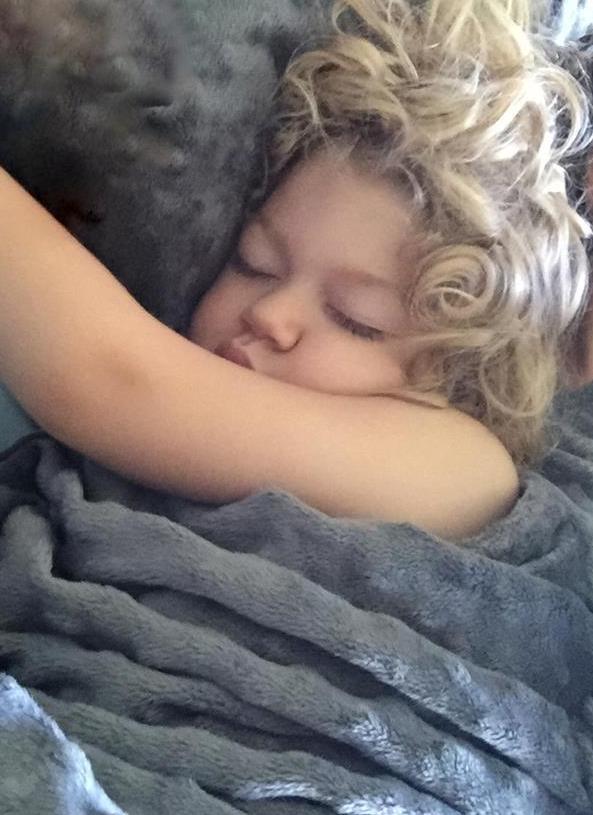 happy+napper+plat.+blanket..jpg