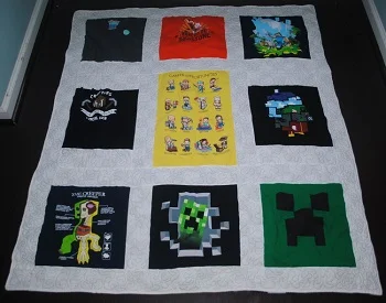 tristens minecraft quilt..jpg