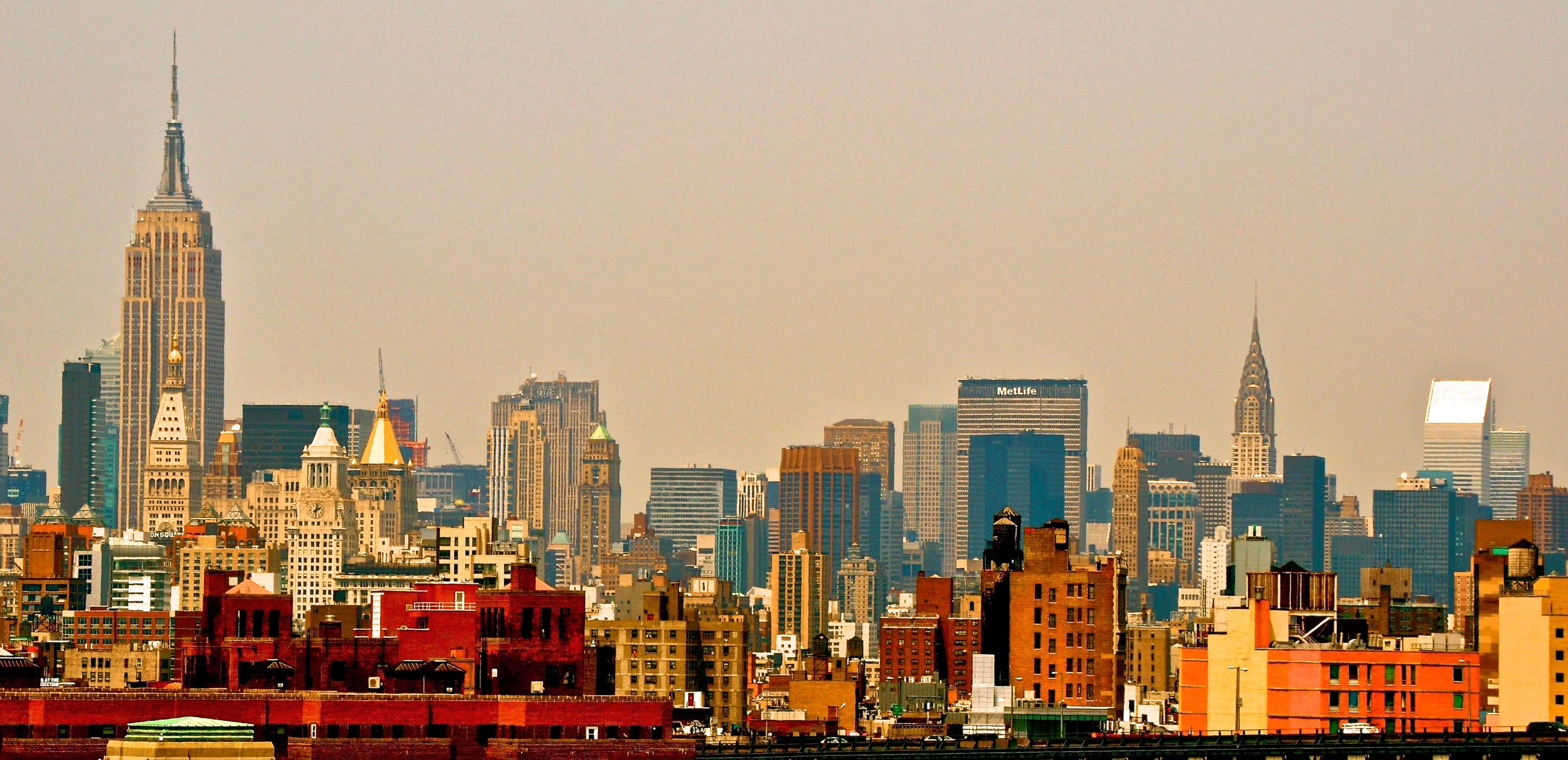  New York's midtown skyline as seen from the Brooklyn Bridge.&nbsp;   (Photo © Joseph Kellard/kellardmedia.com)  