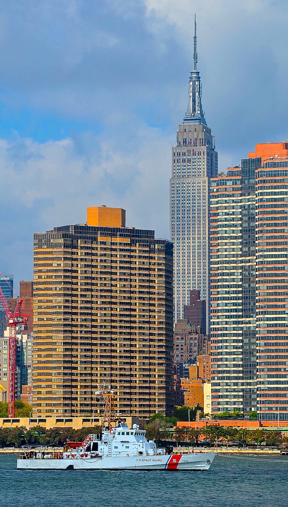 @ Empire State Building & Ship (LR&Iphoto).jpg