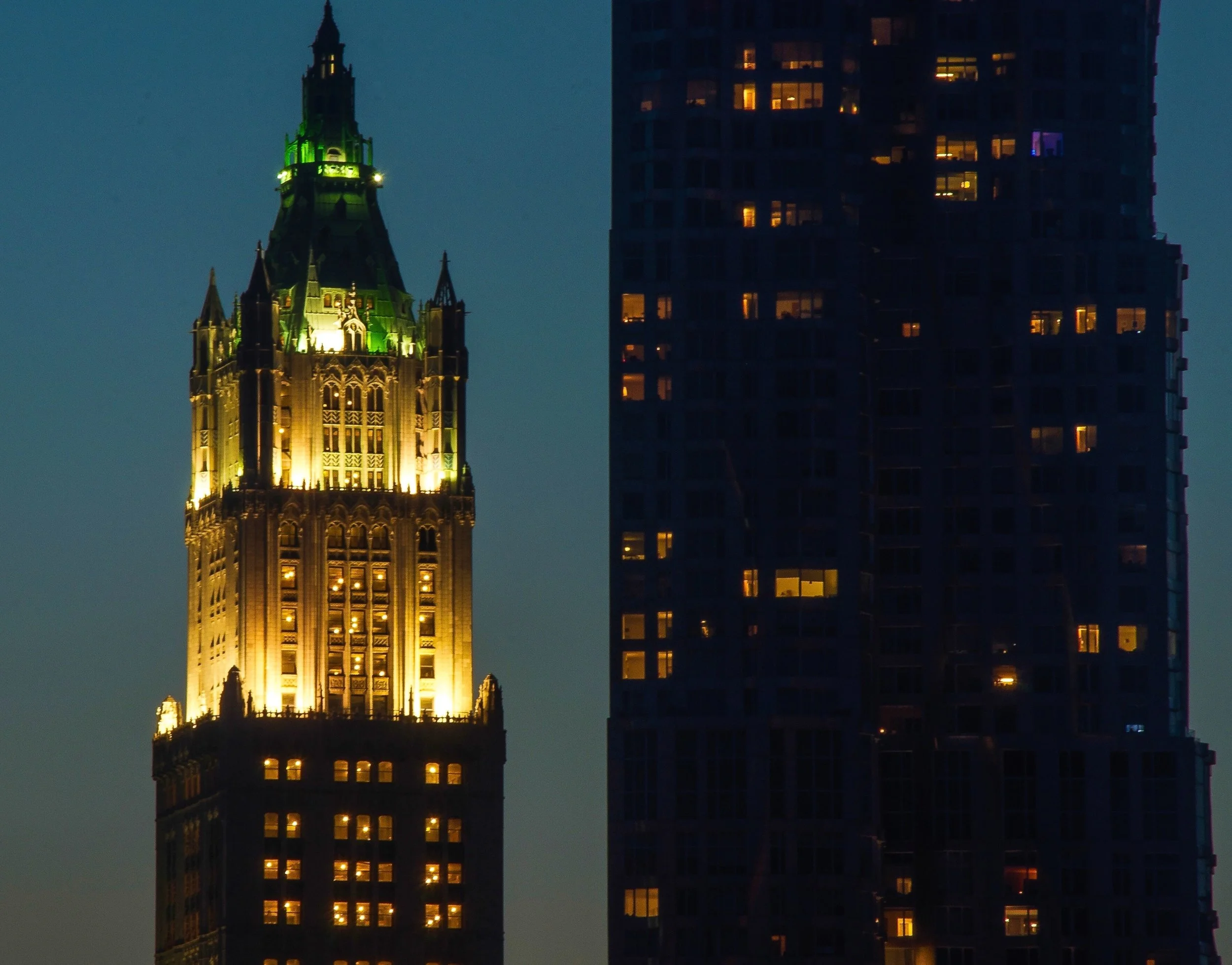   The Woolthworth Building and 8 Spruce Street — a view from Brooklyn Bridge Park. Photo © Joseph Kellard/kellardmedia.com  