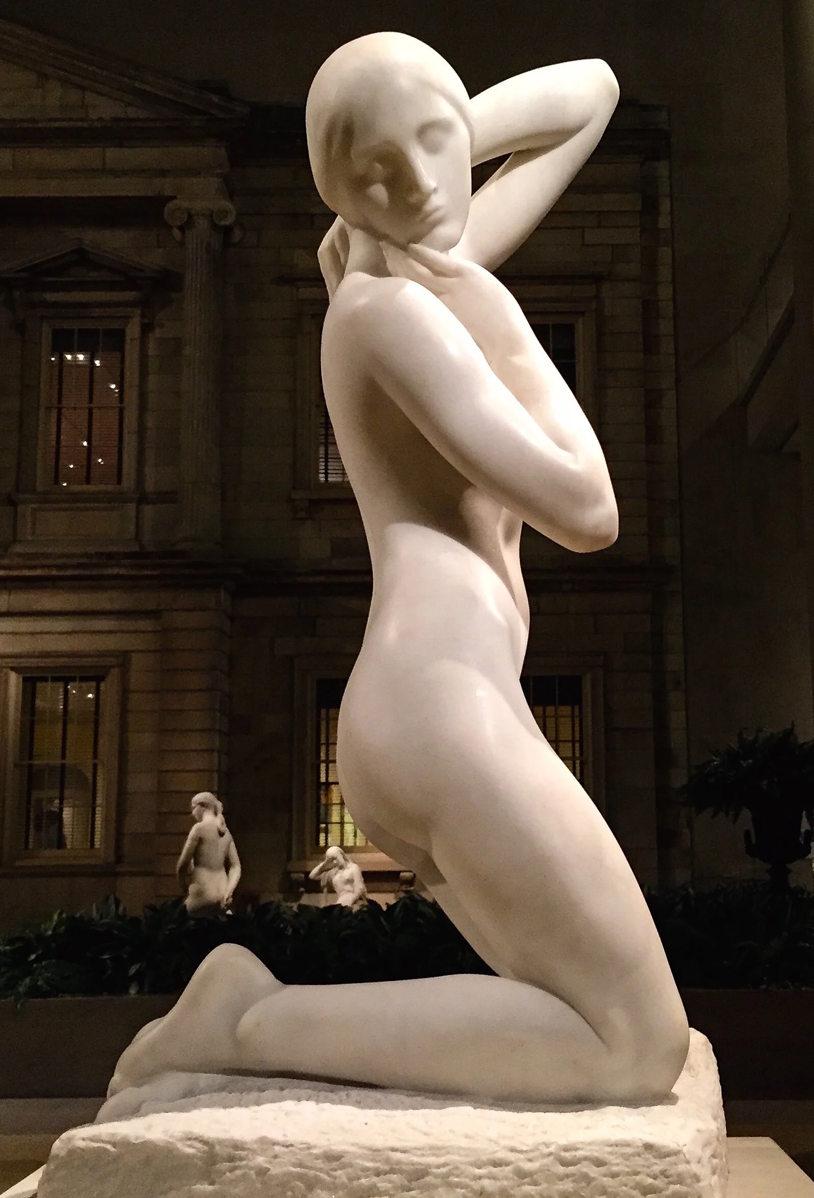 Fragilina by Piccirilli